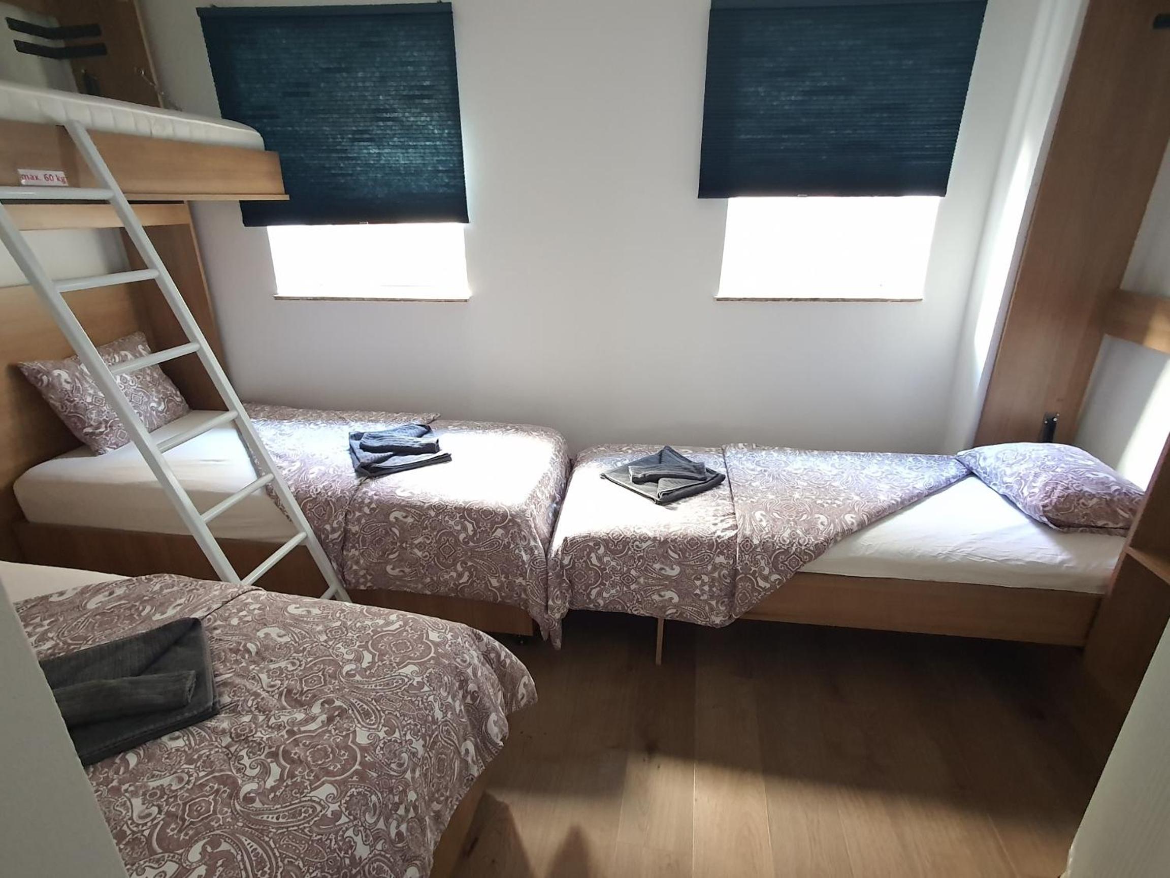 One-Bedroom Apartment photo 3