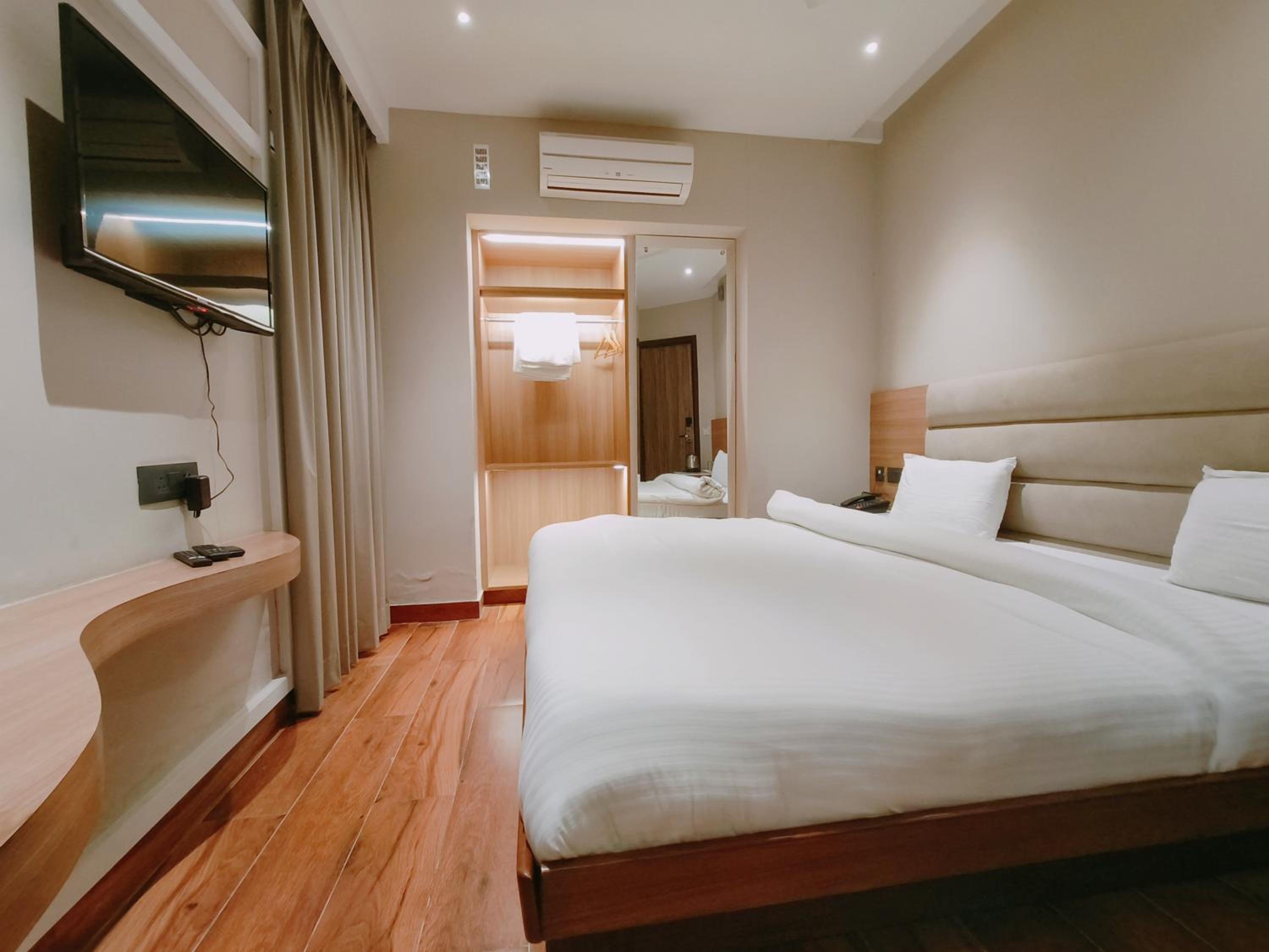 King Room with Balcony