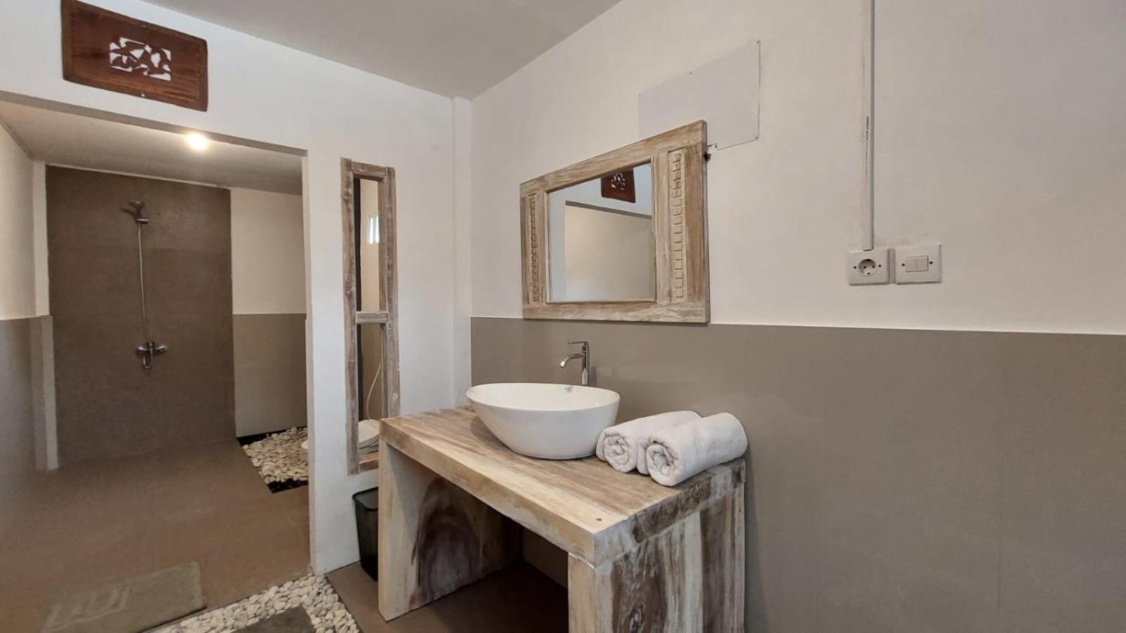 Double or Twin Room with Garden View - Photo 6