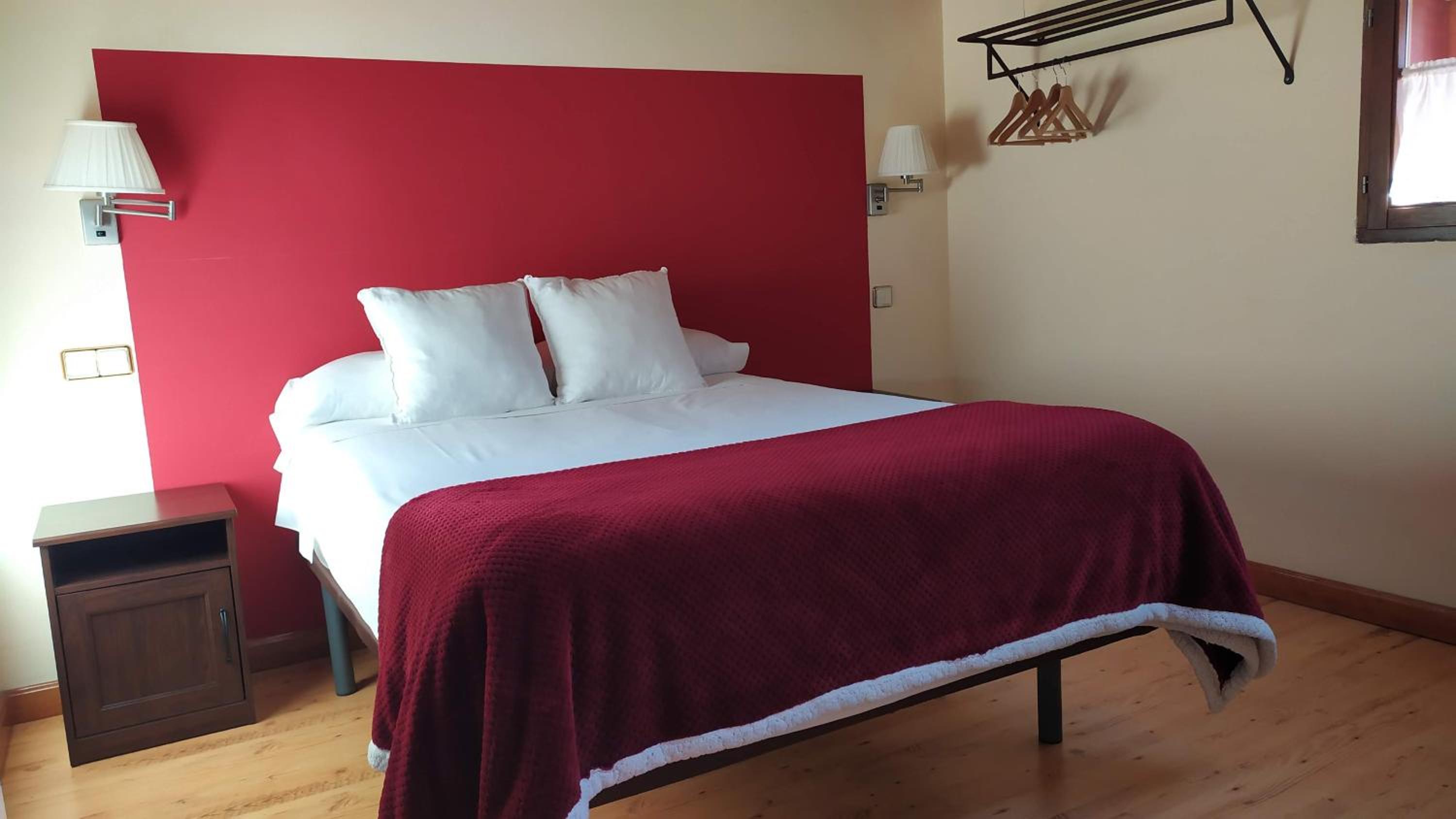 Deluxe Queen Room photo 3