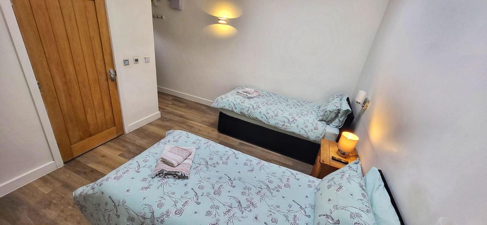 Double or Twin Room photo 3