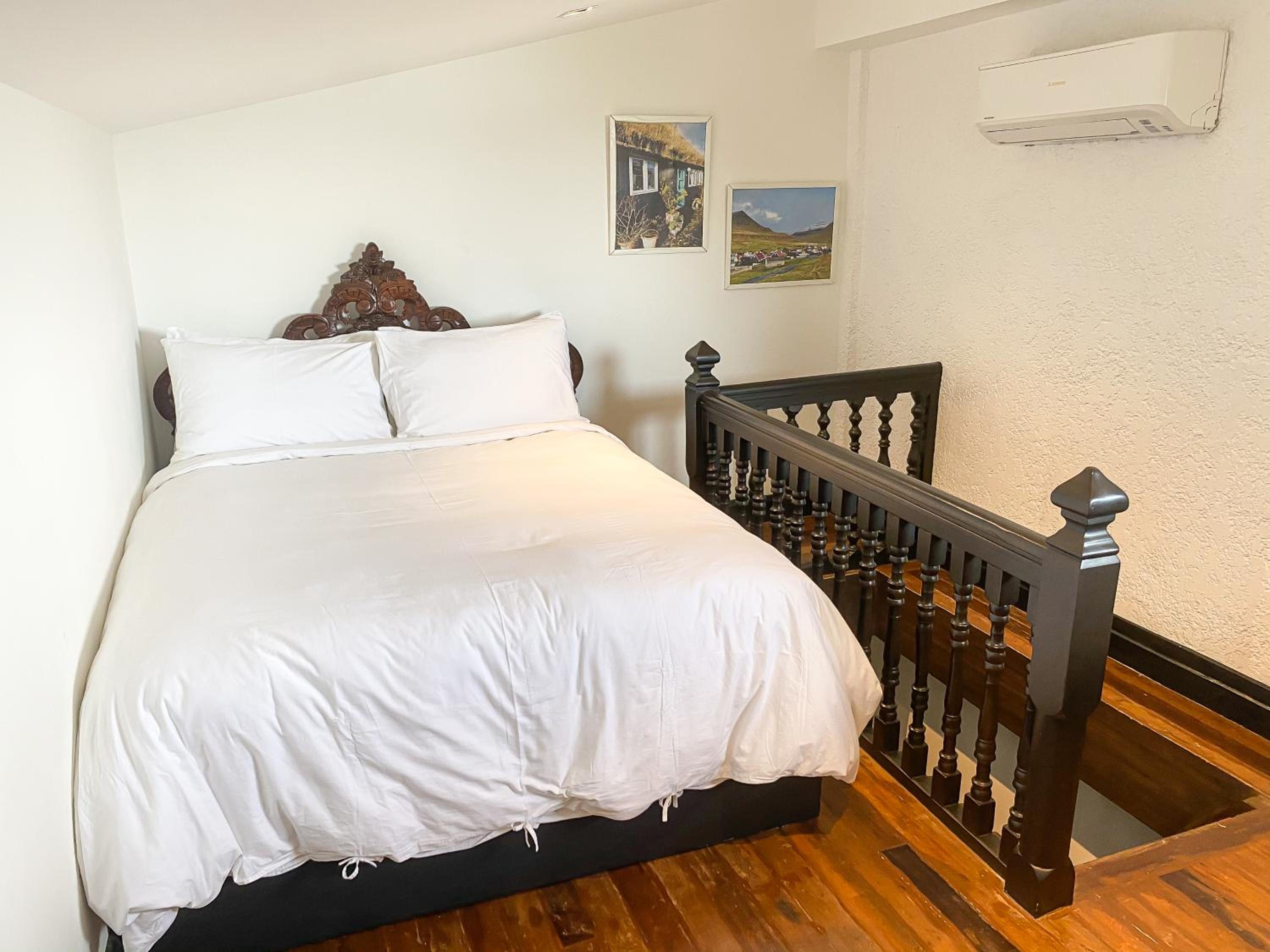 Two-Bedroom Suite - Photo 8