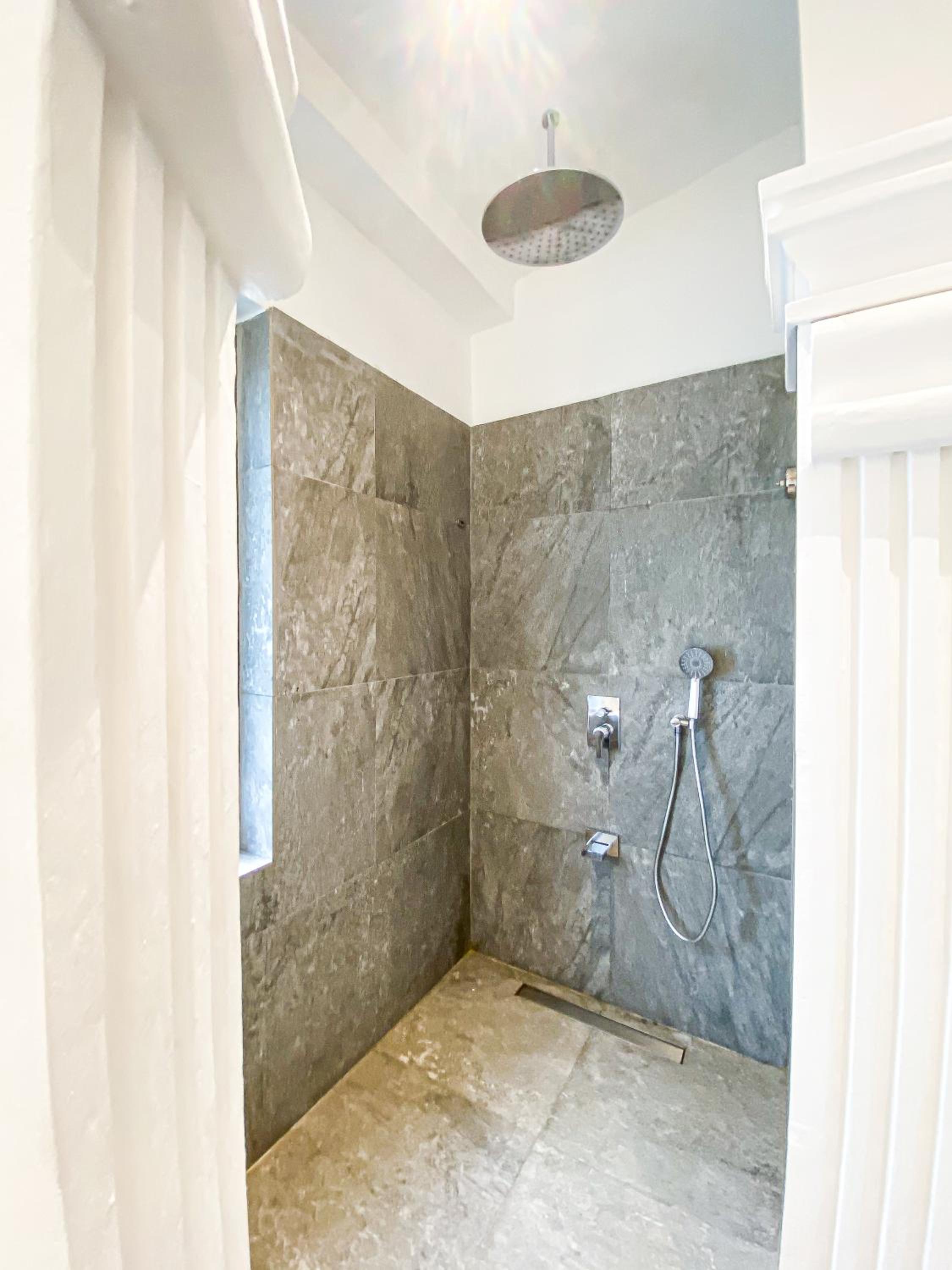 Two-Bedroom Suite - Photo 2