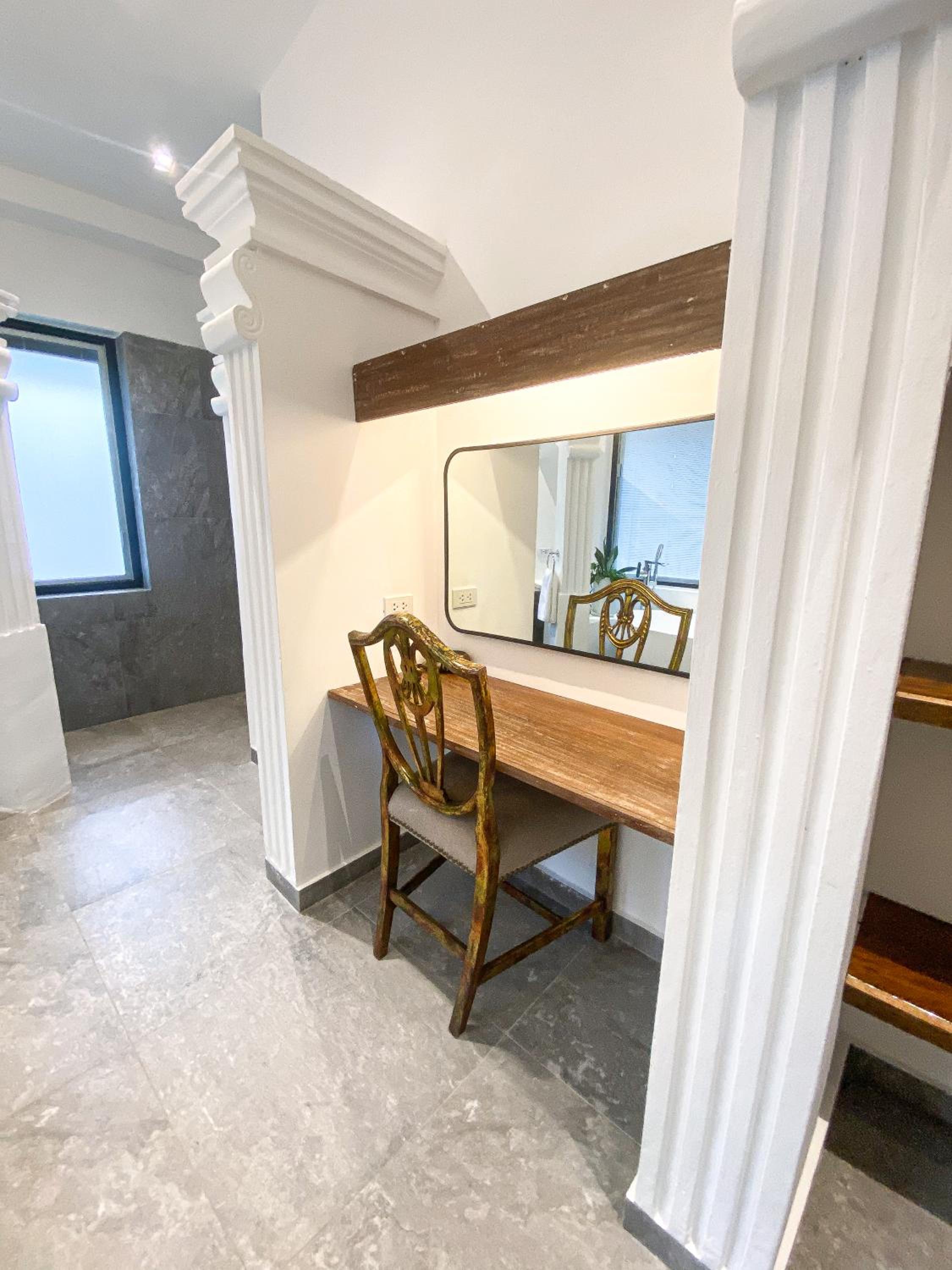 Two-Bedroom Suite - Photo 3