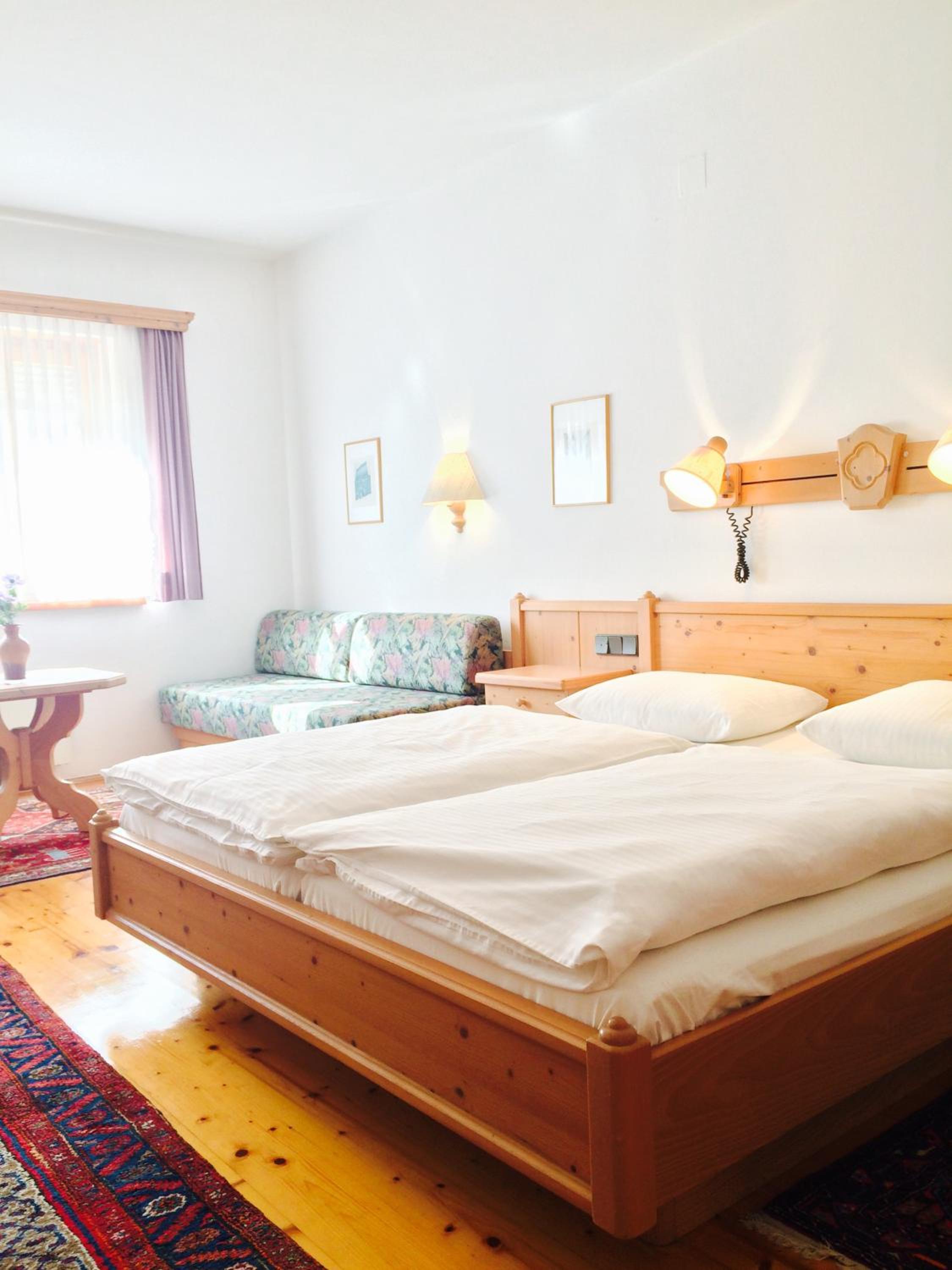 Large Double Room photo 2