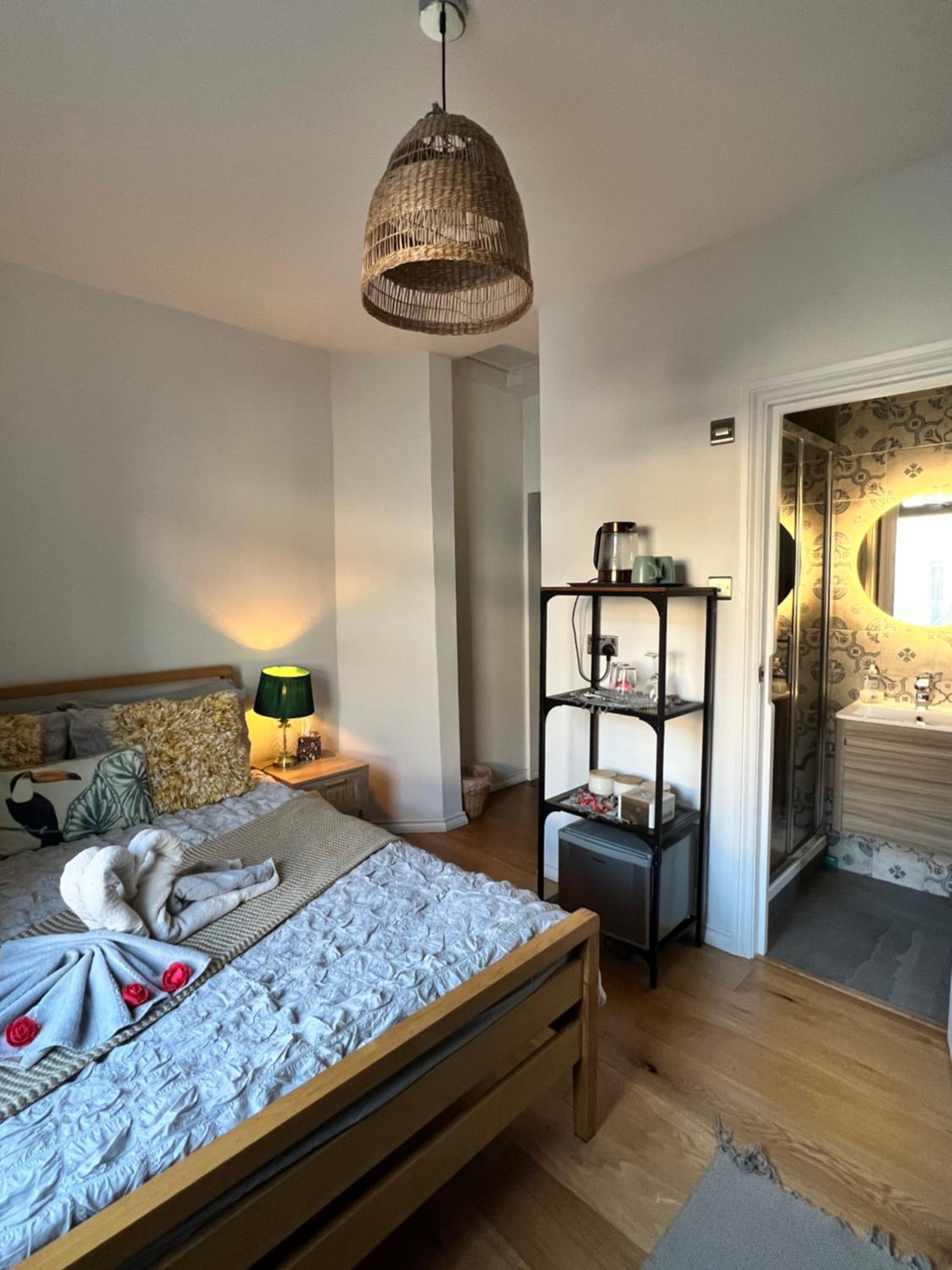 Family Studio - Photo 1