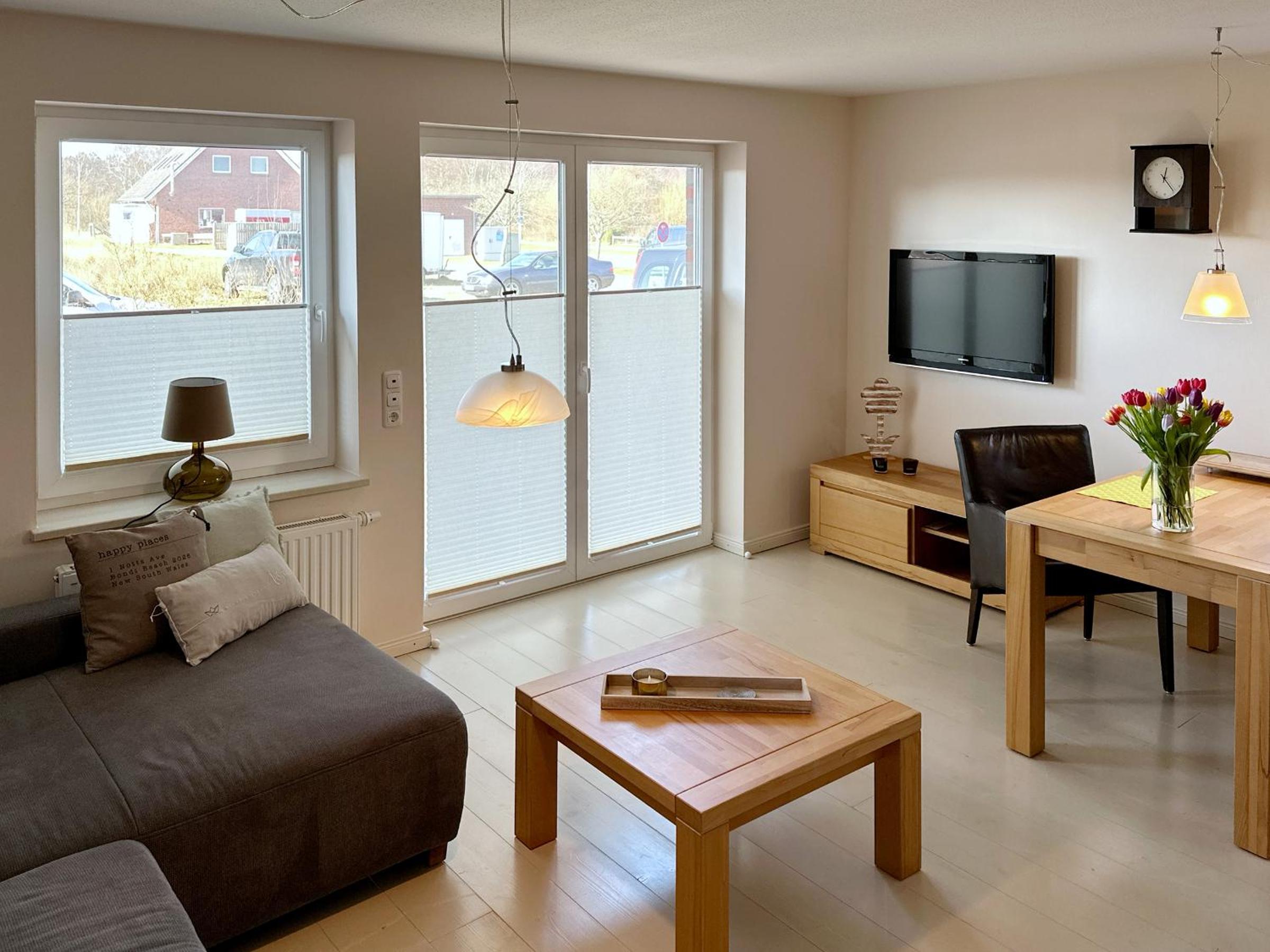 Apartment with Terrace photo 2
