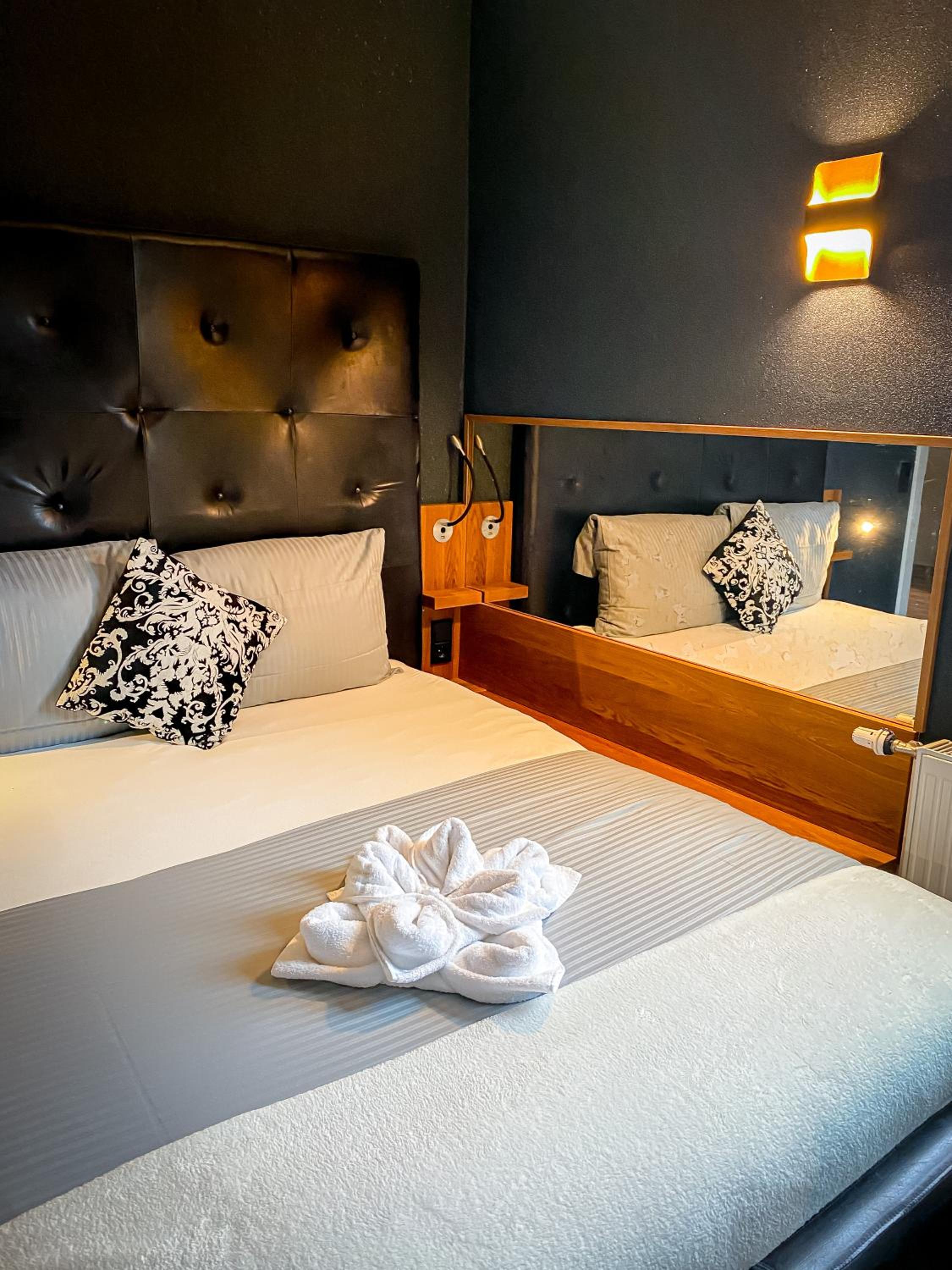Budget Double Room photo 1
