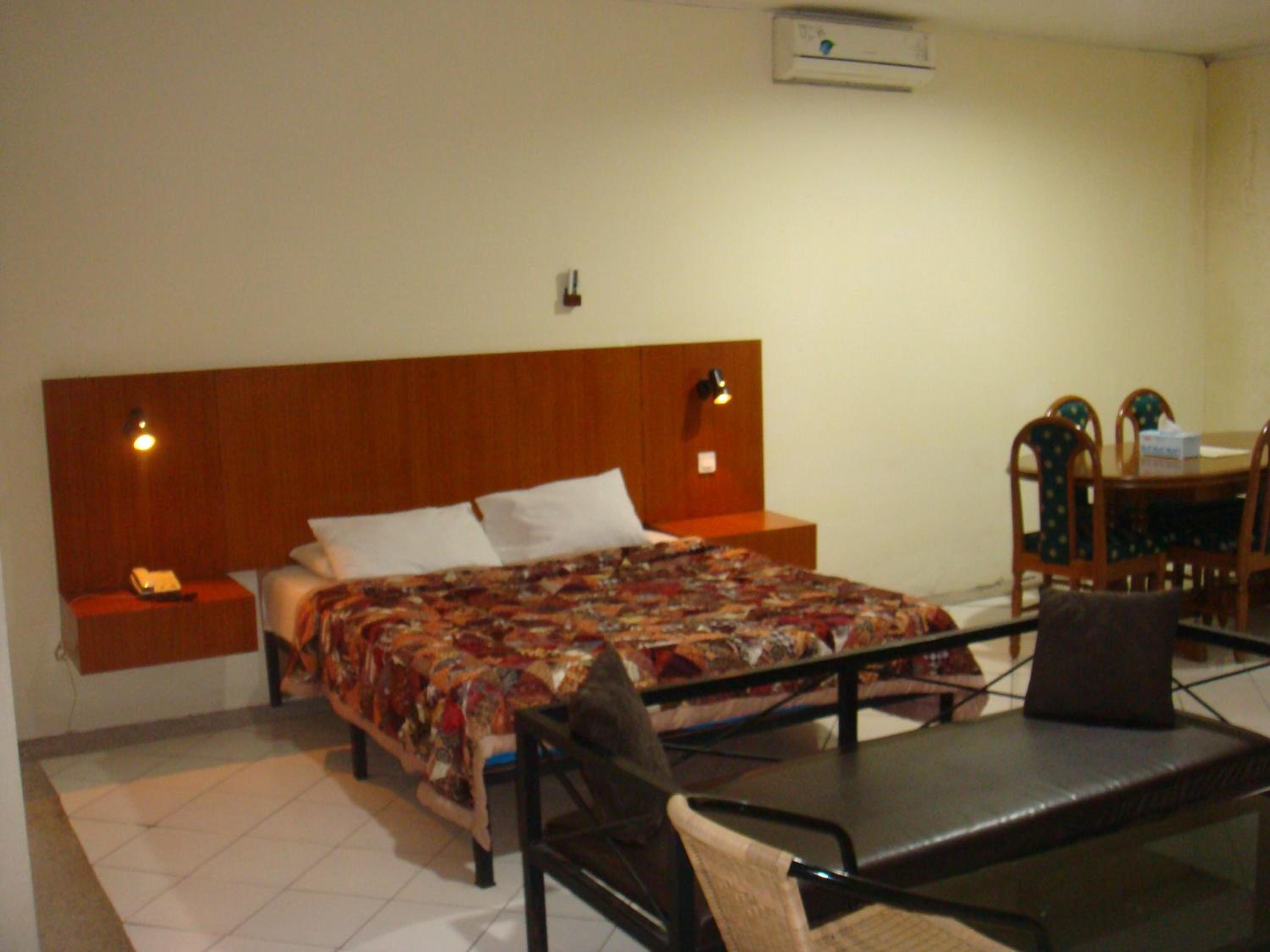 Suite photo 1