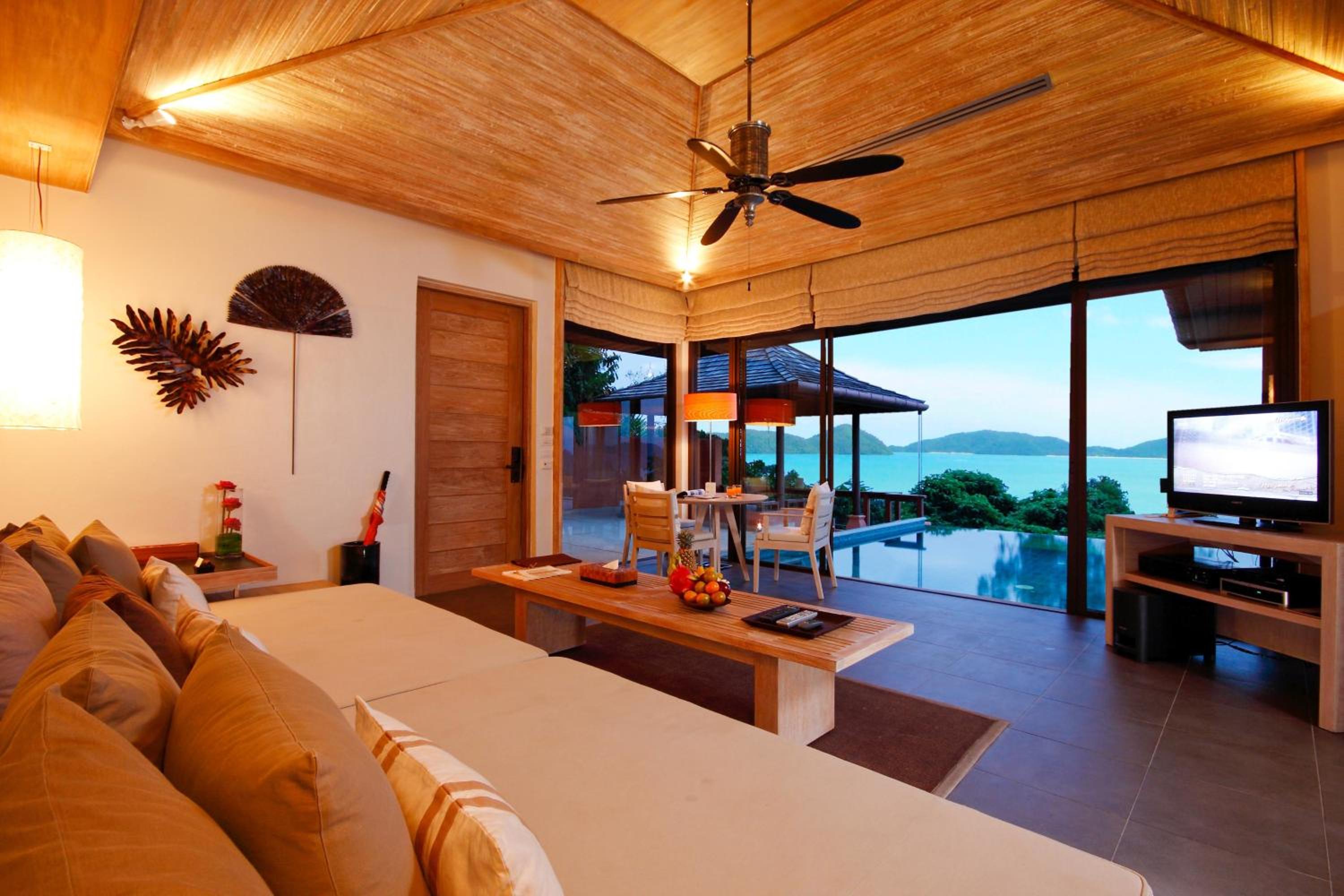 2BR Pool Villa Ocean View - Photo 8