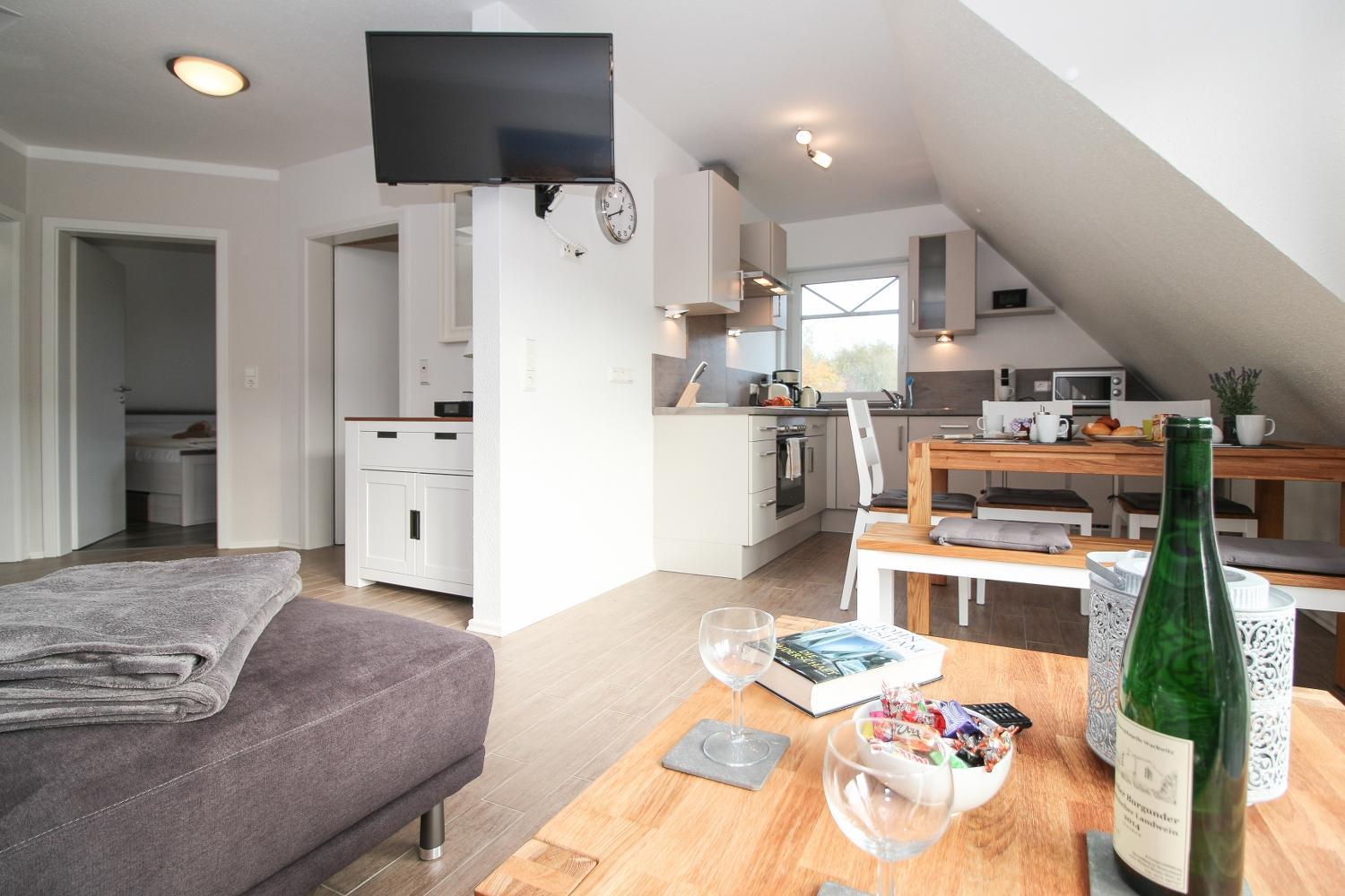Three-Bedroom Apartment photo 1