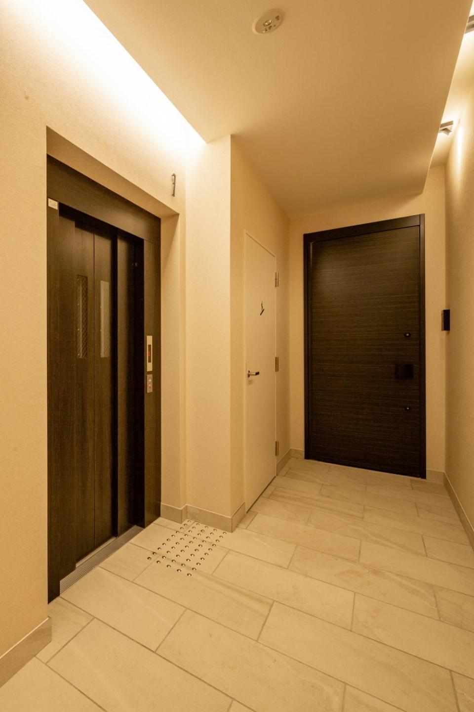 Deluxe Double Room with Two Double Beds photo 2