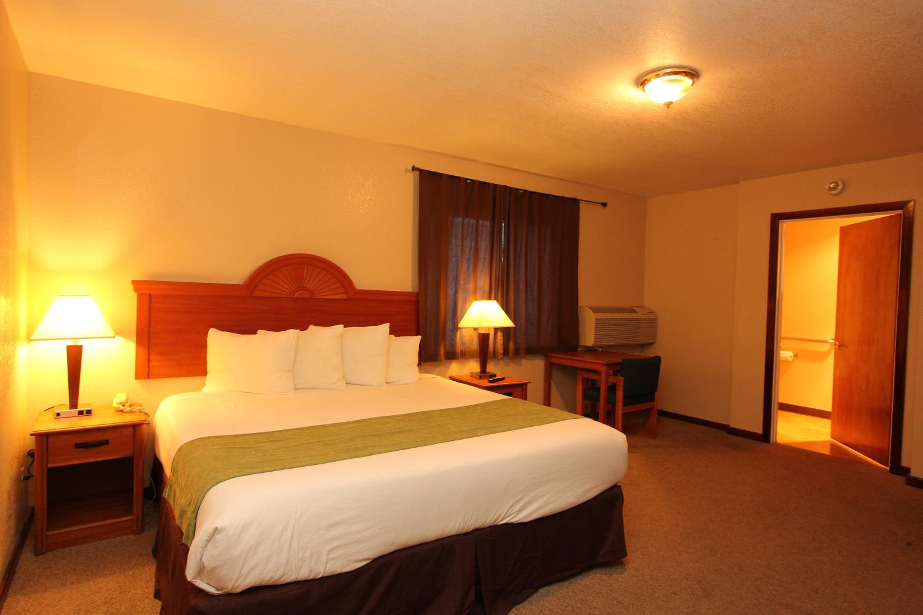 King Room - Disability Access photo 1