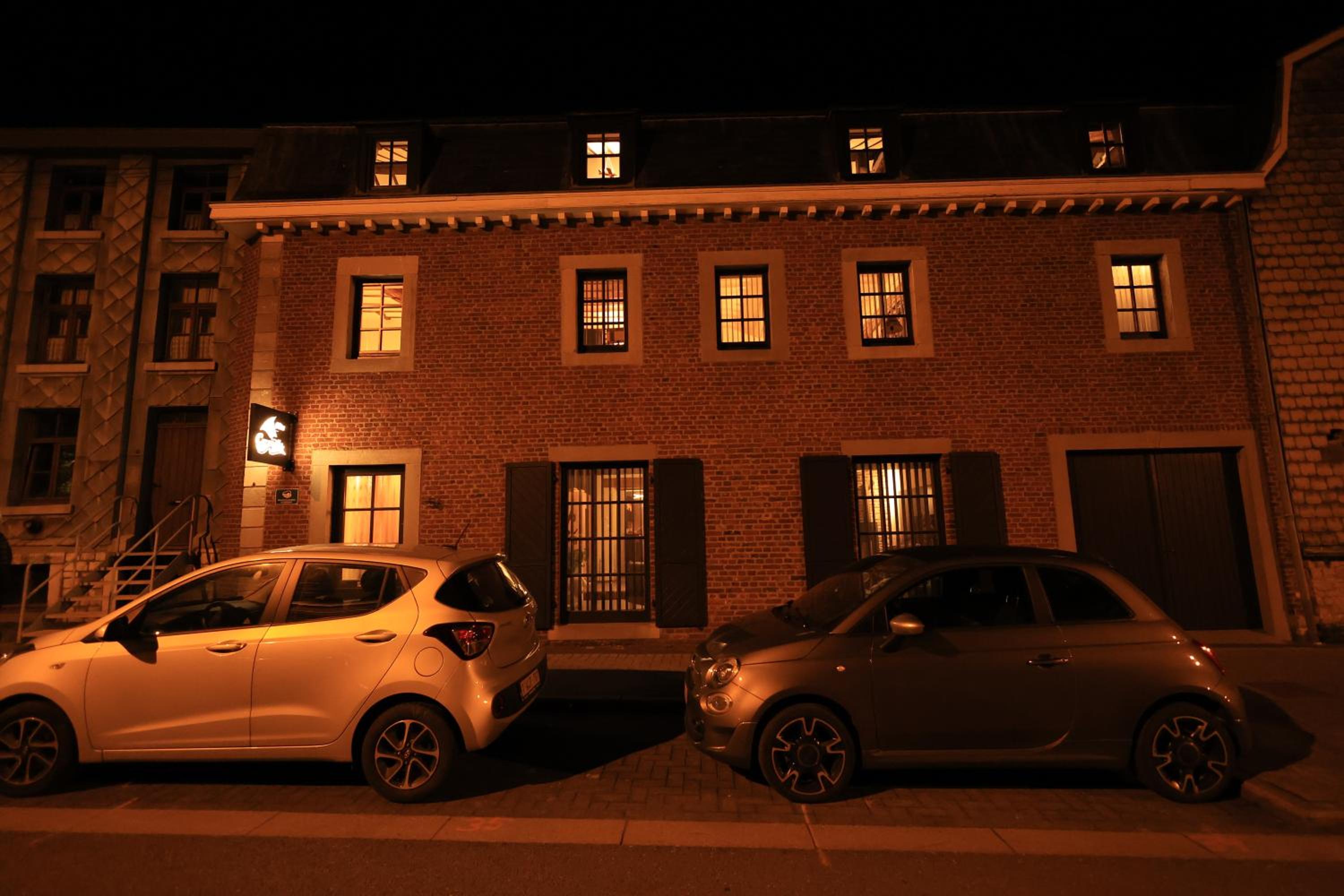 Two-Bedroom House photo 3