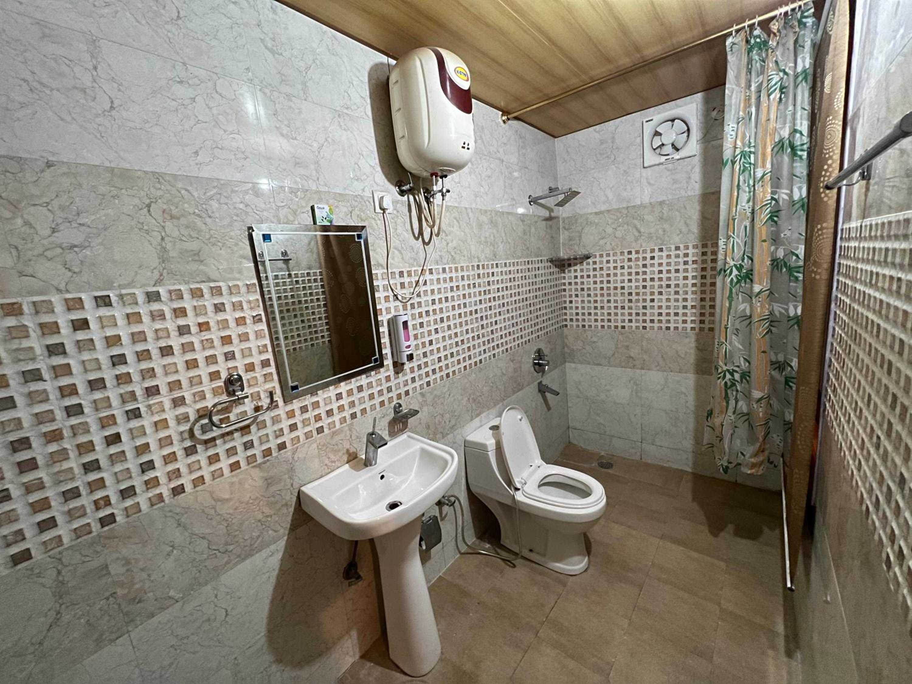 Superior Double Room - Photo 4