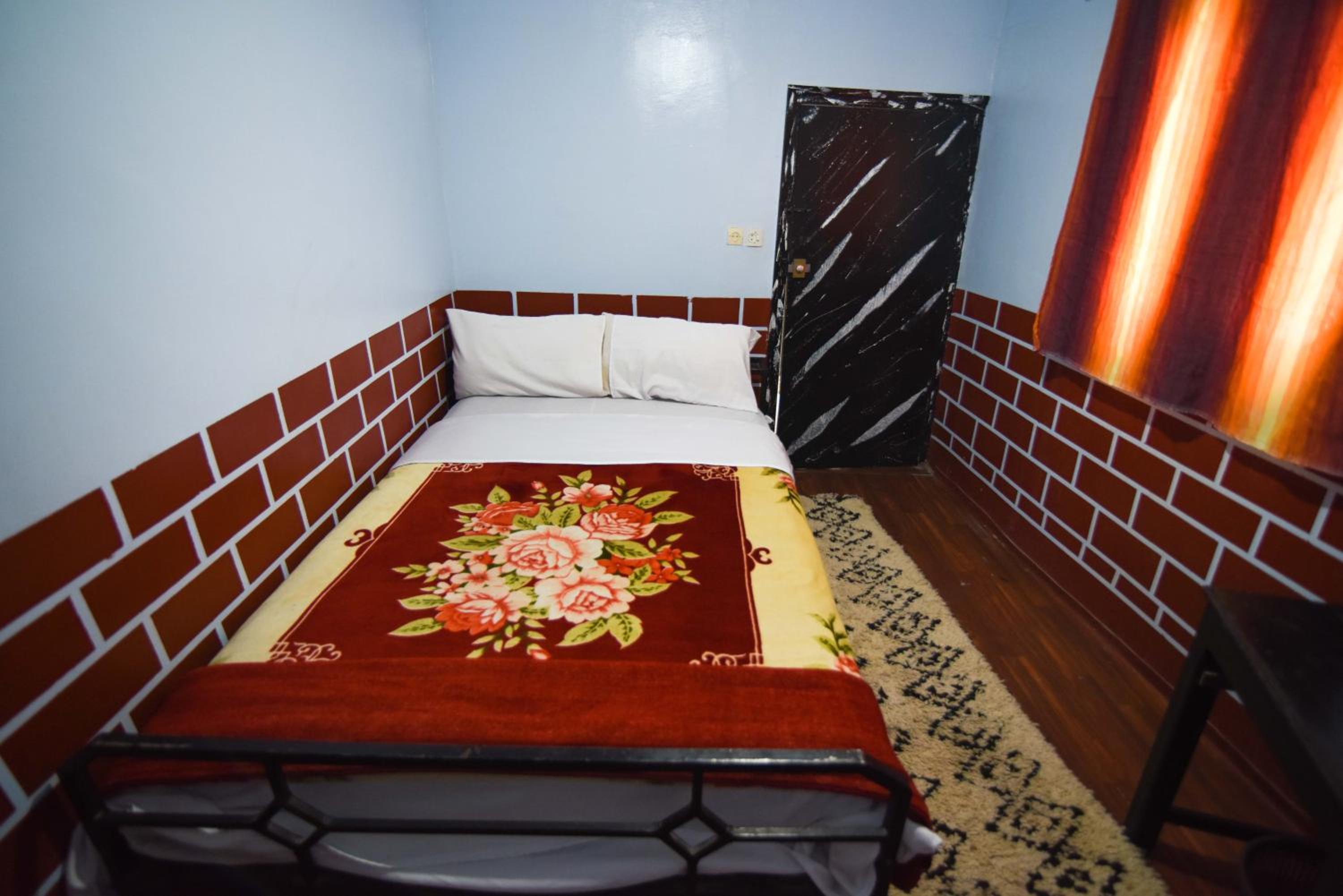 Small Double Room photo 2