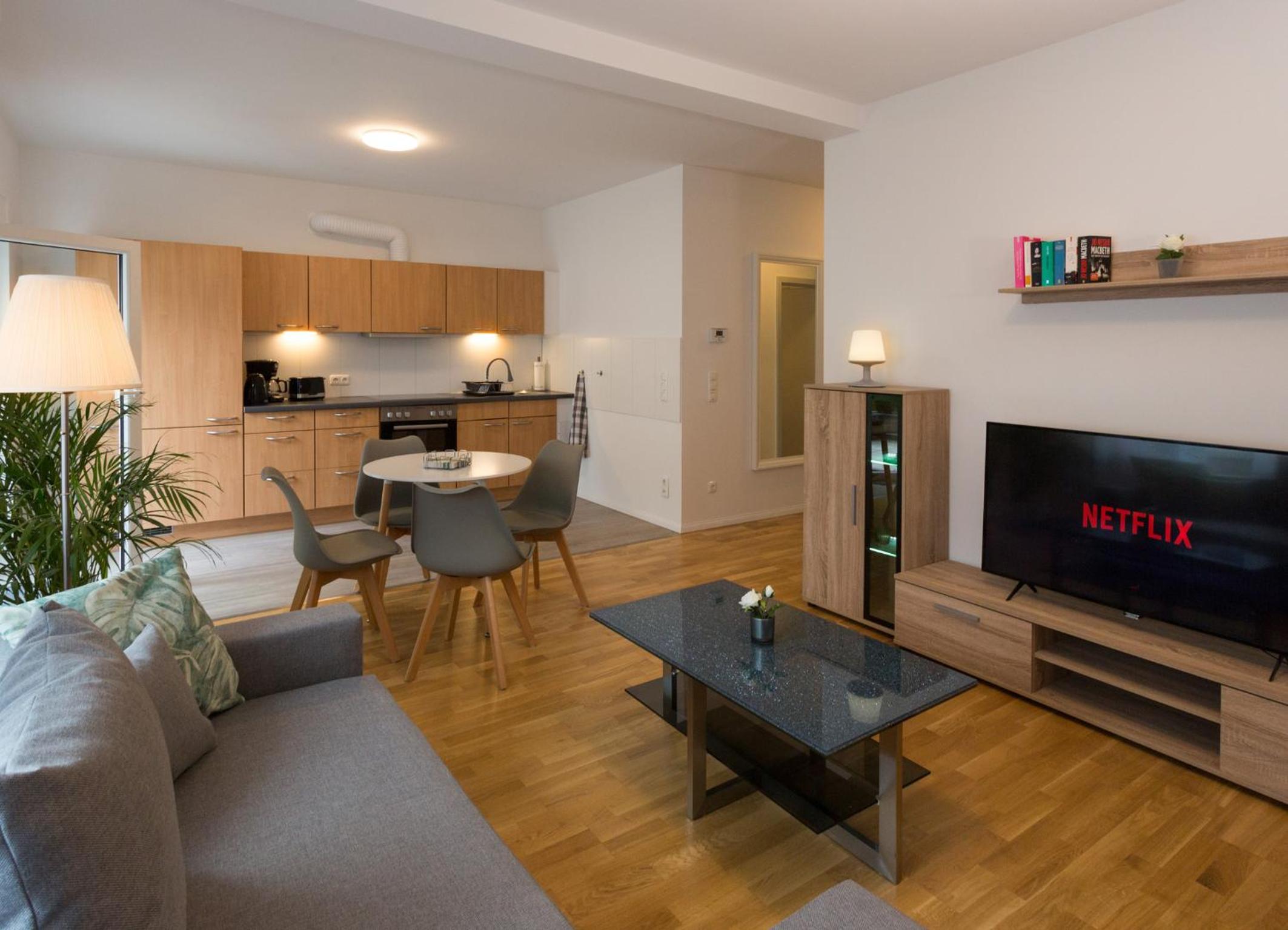 One-Bedroom Apartment photo 1