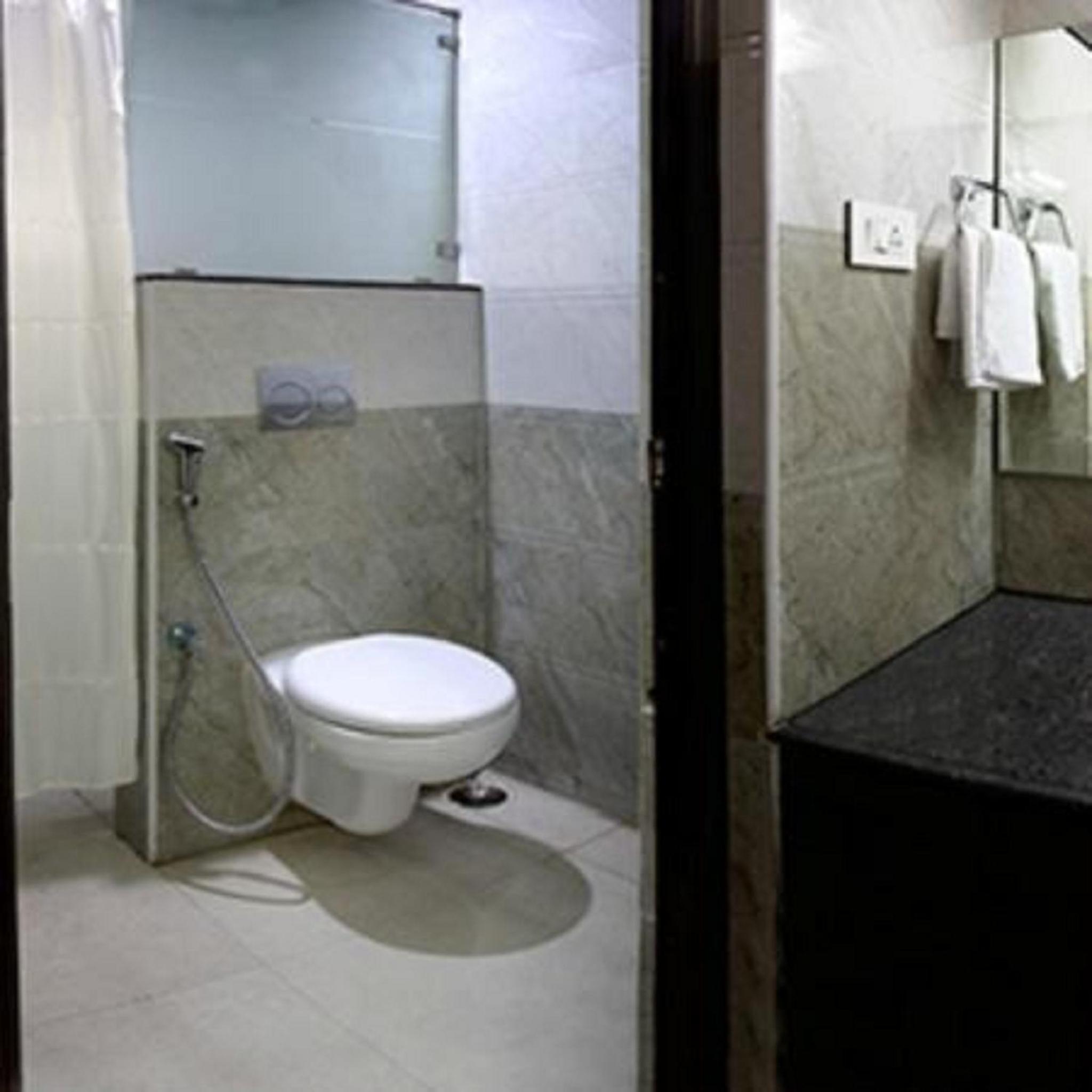 Double Comfort A/C Room - Photo 6