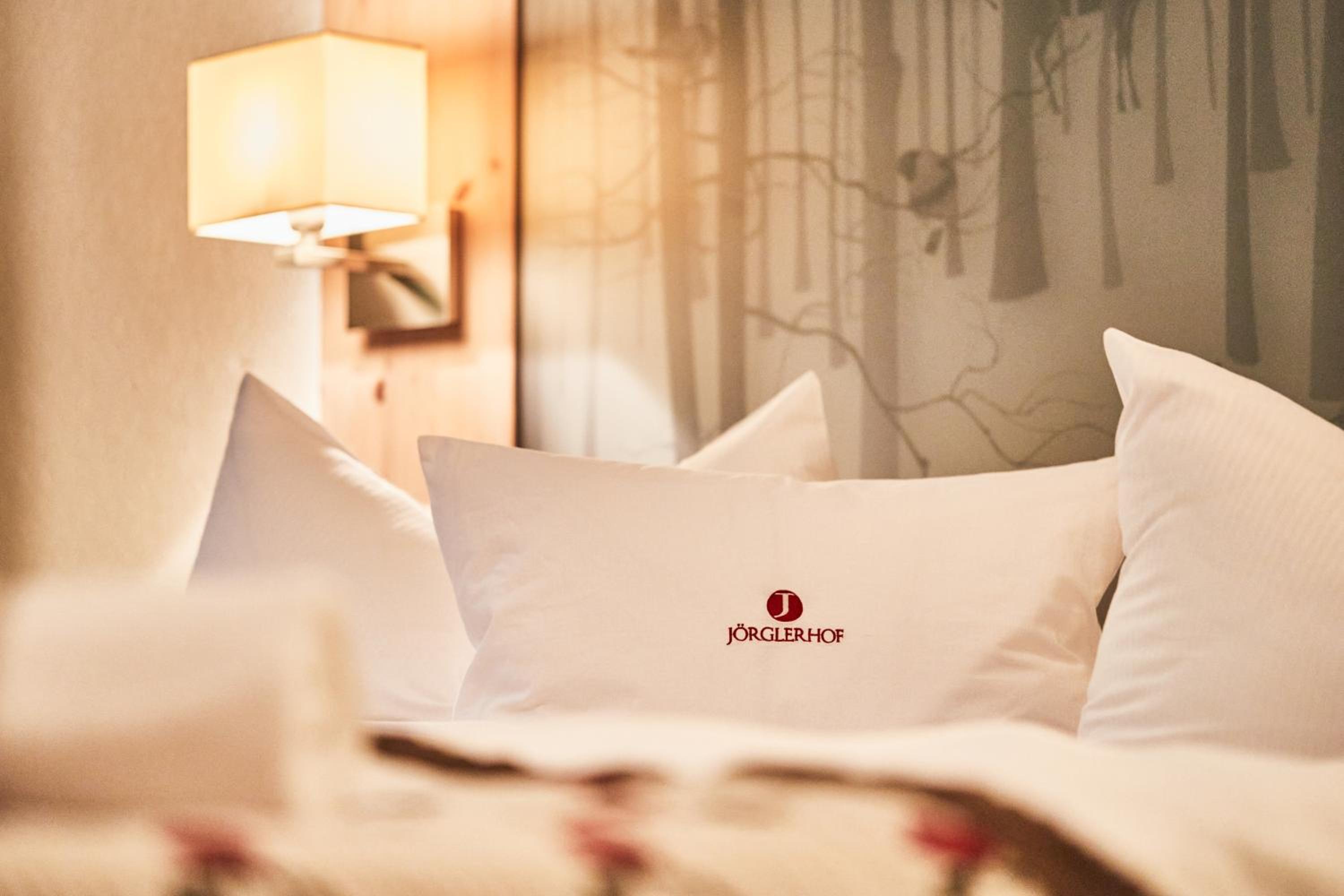 Deluxe Double Room with Balcony photo 2