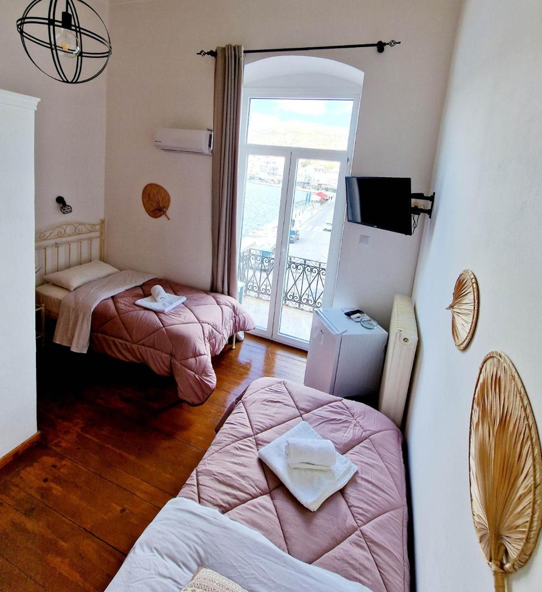 Twin Room with Balcony photo 1