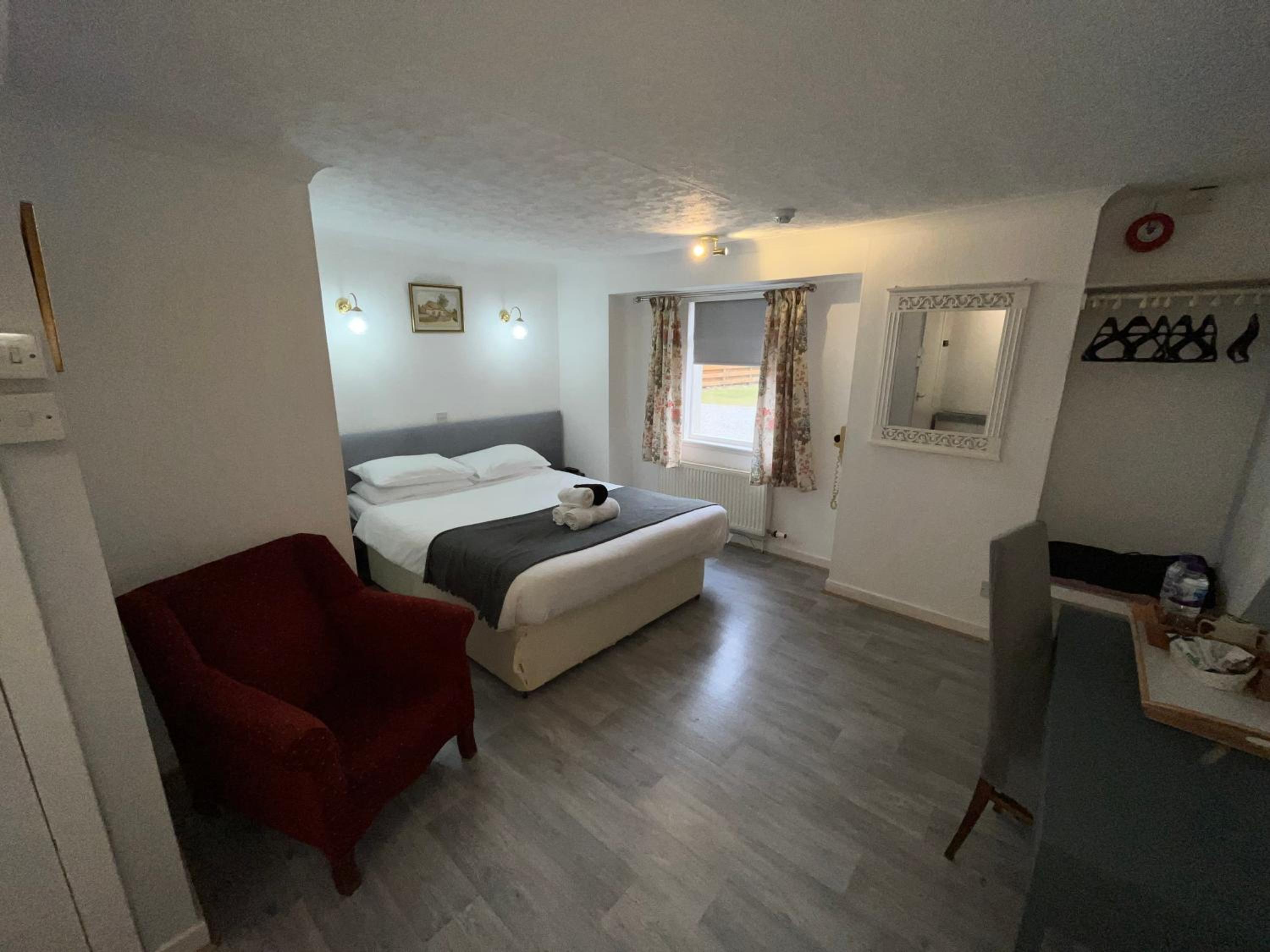 Double Room - Photo 4