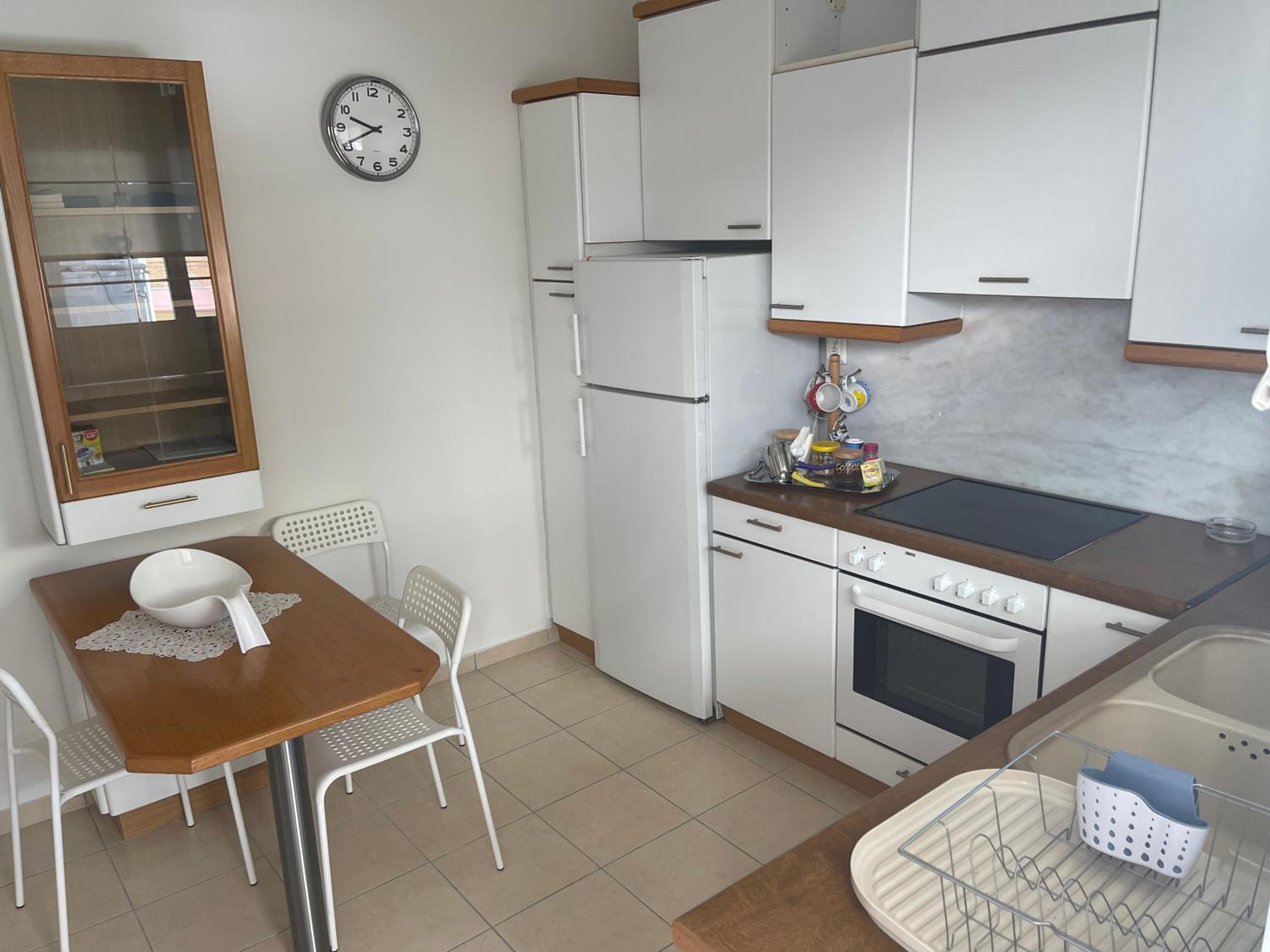 Two-Bedroom Apartment - Photo 11
