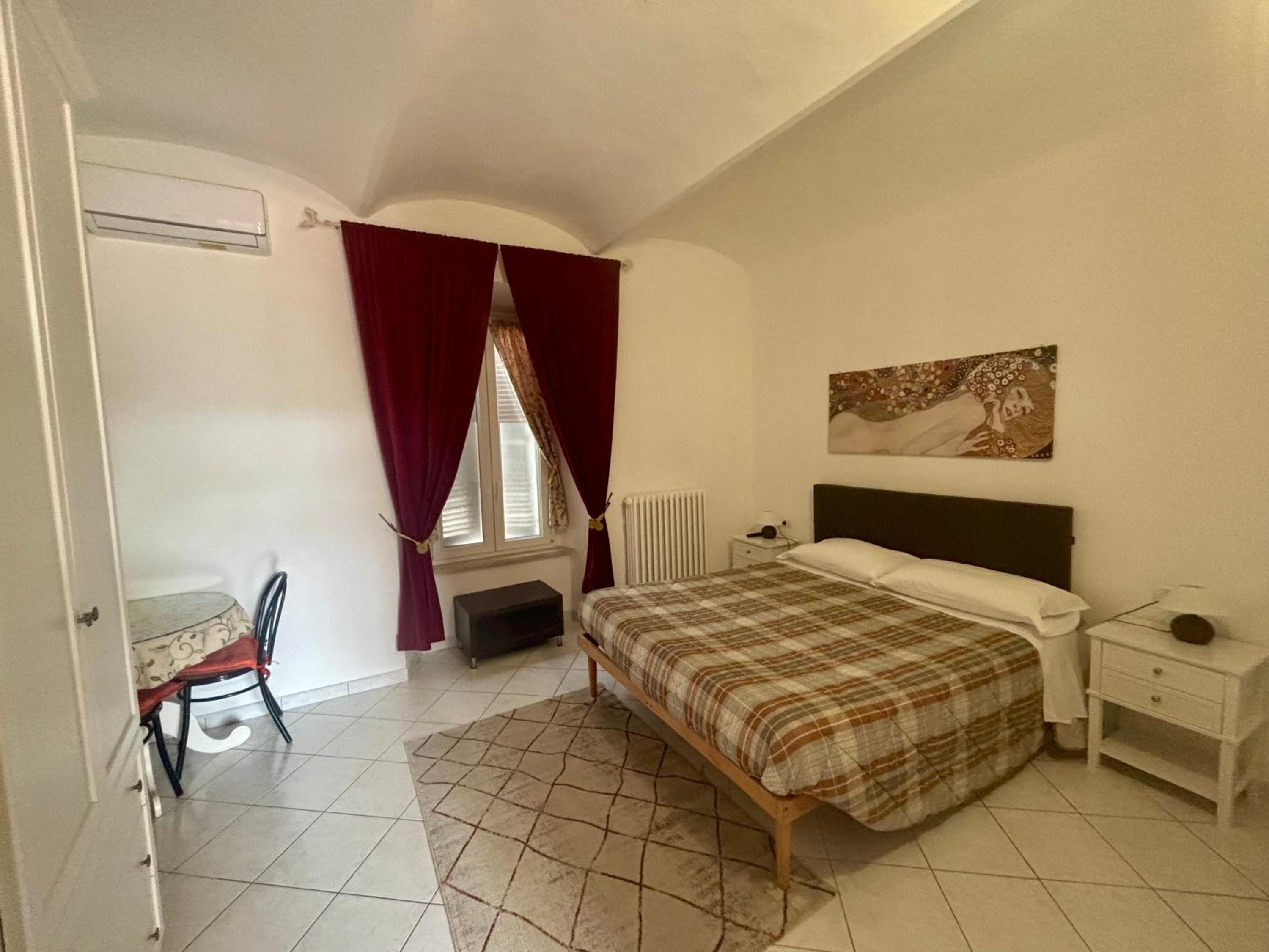 Basic Triple Room photo 3