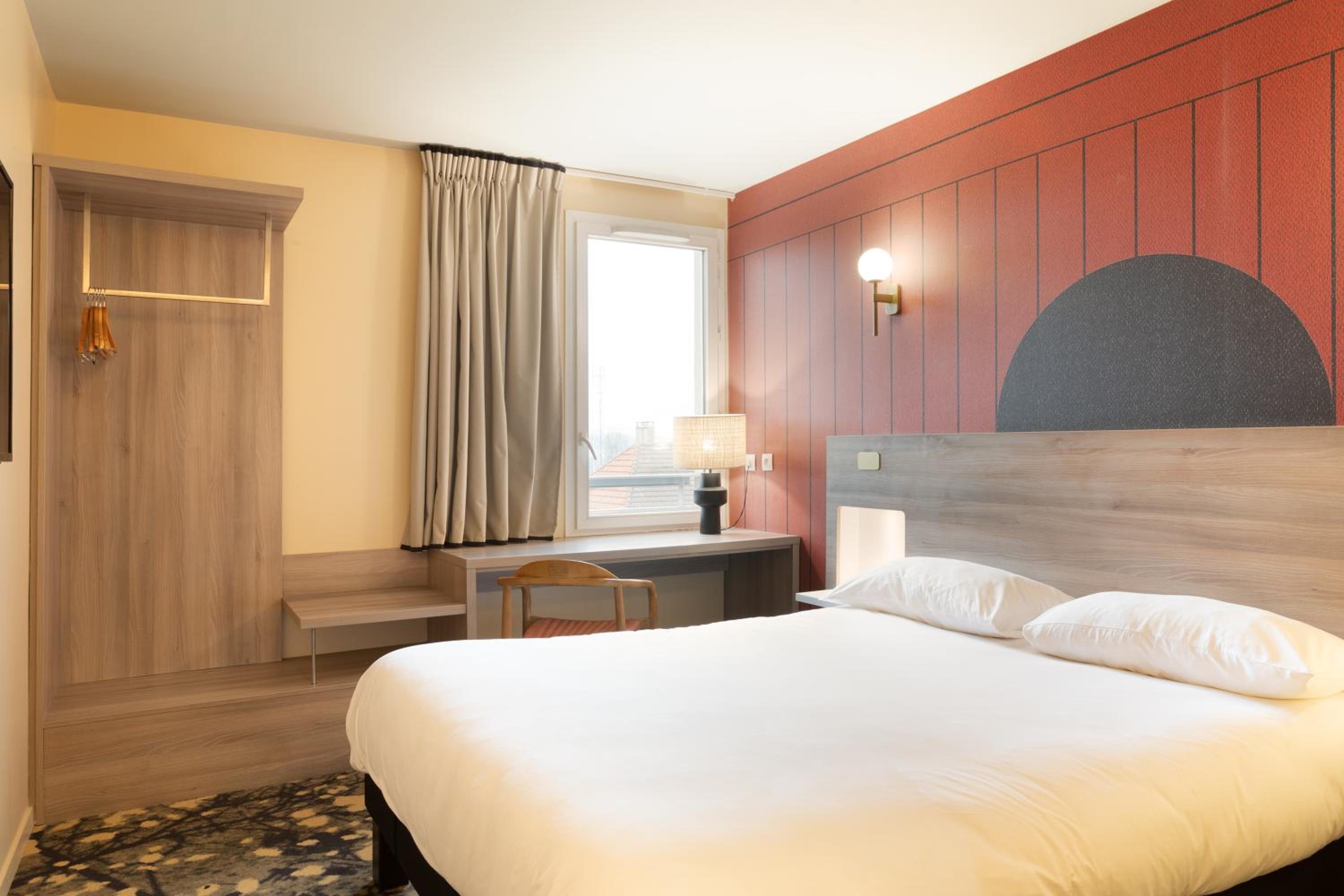 Standard Double Room - Photo 5