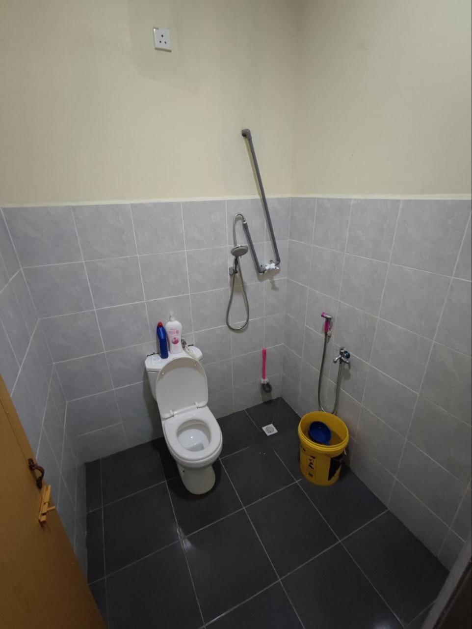 Three-Bedroom House photo 2