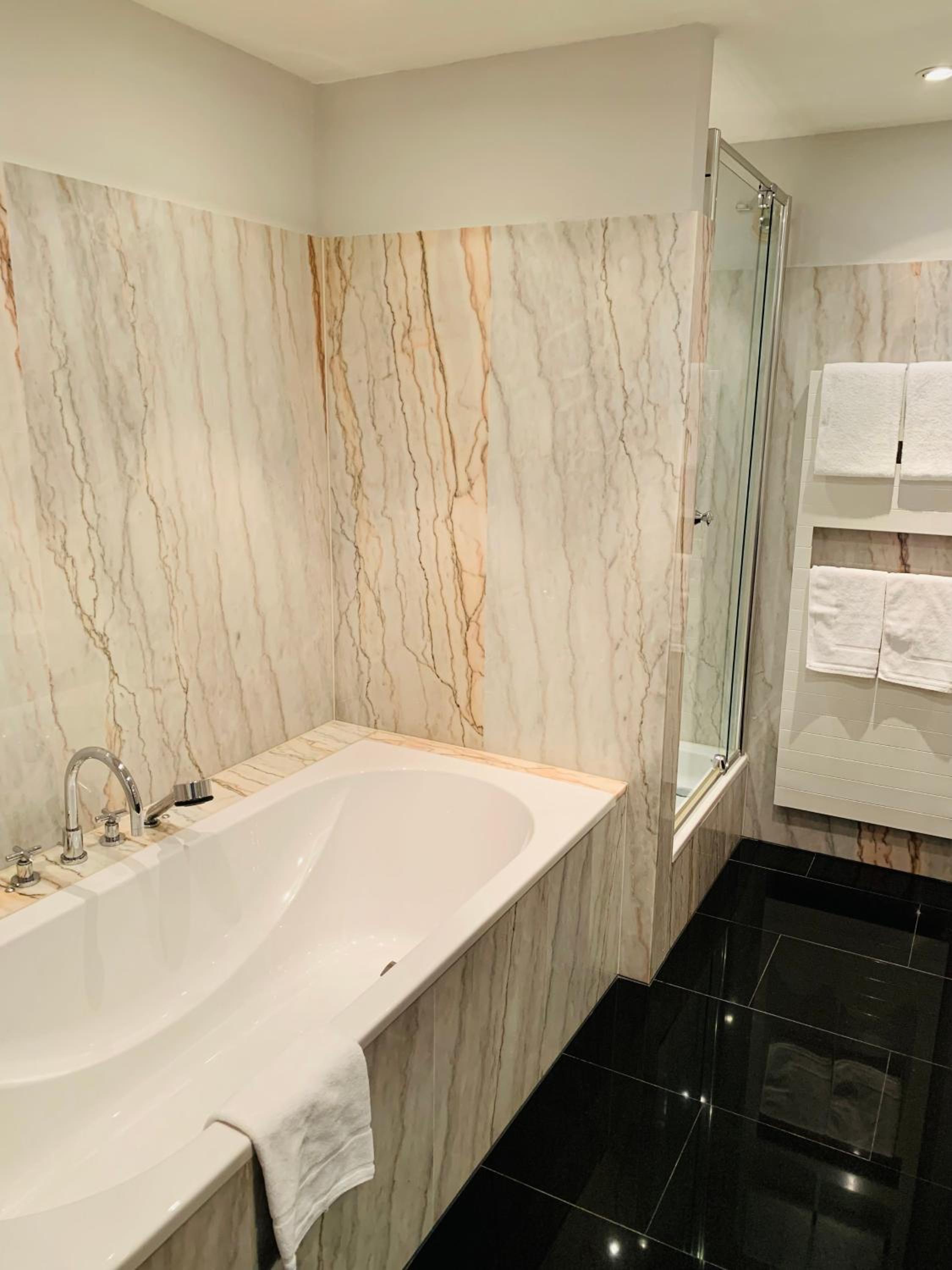 Junior Suite - Photo 5