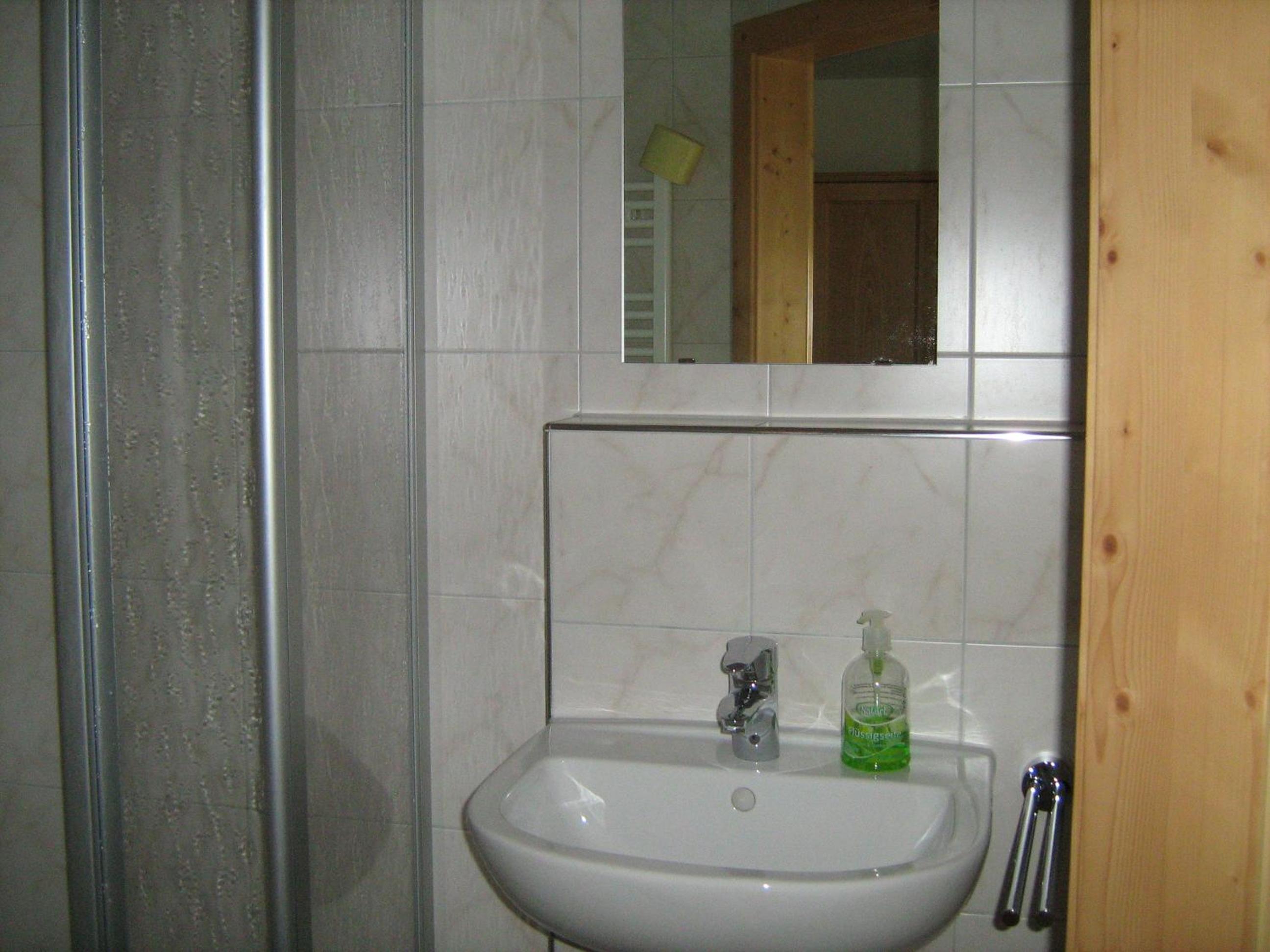 Double Room - Photo 6