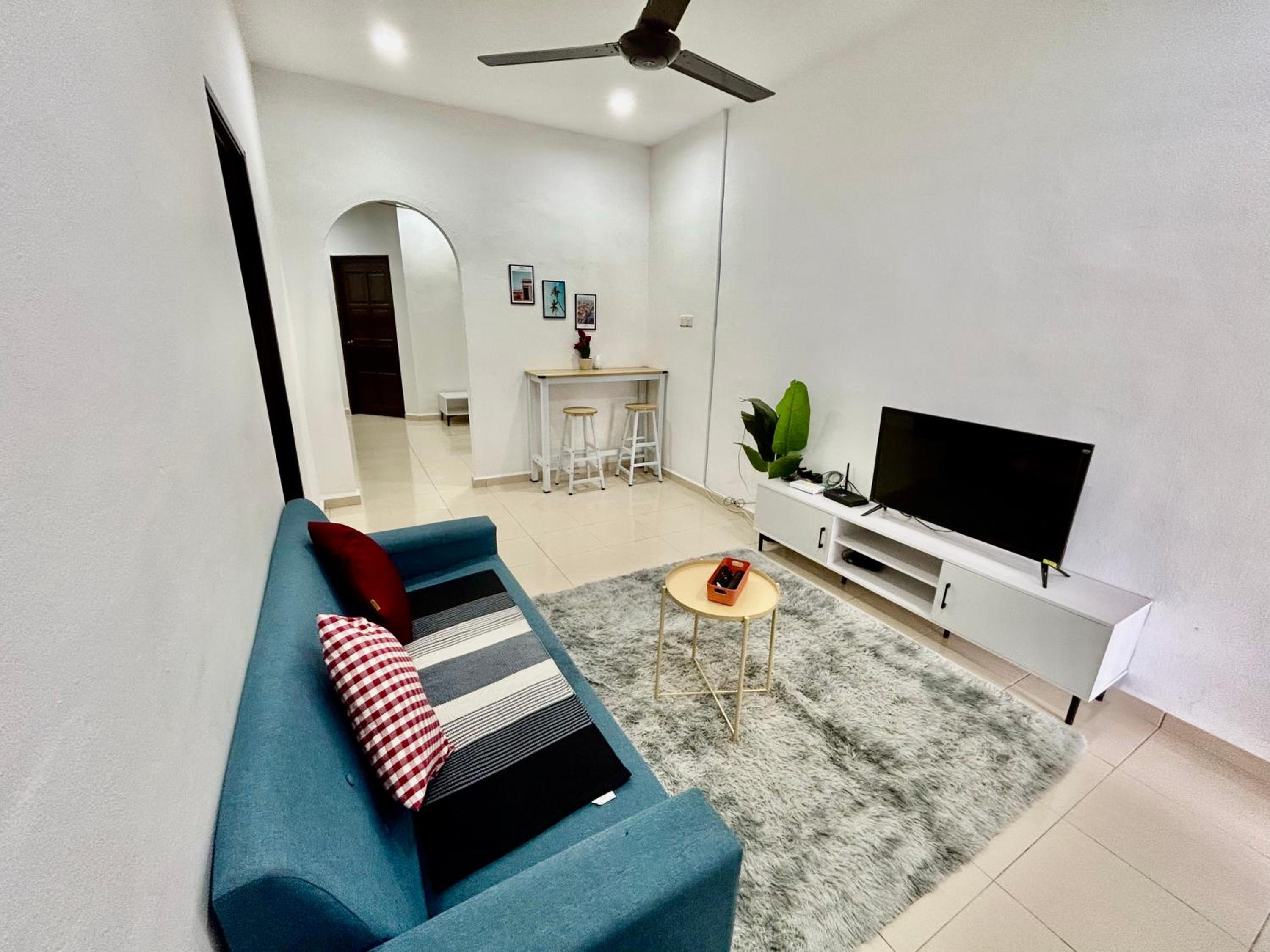 Two-Bedroom House photo 3