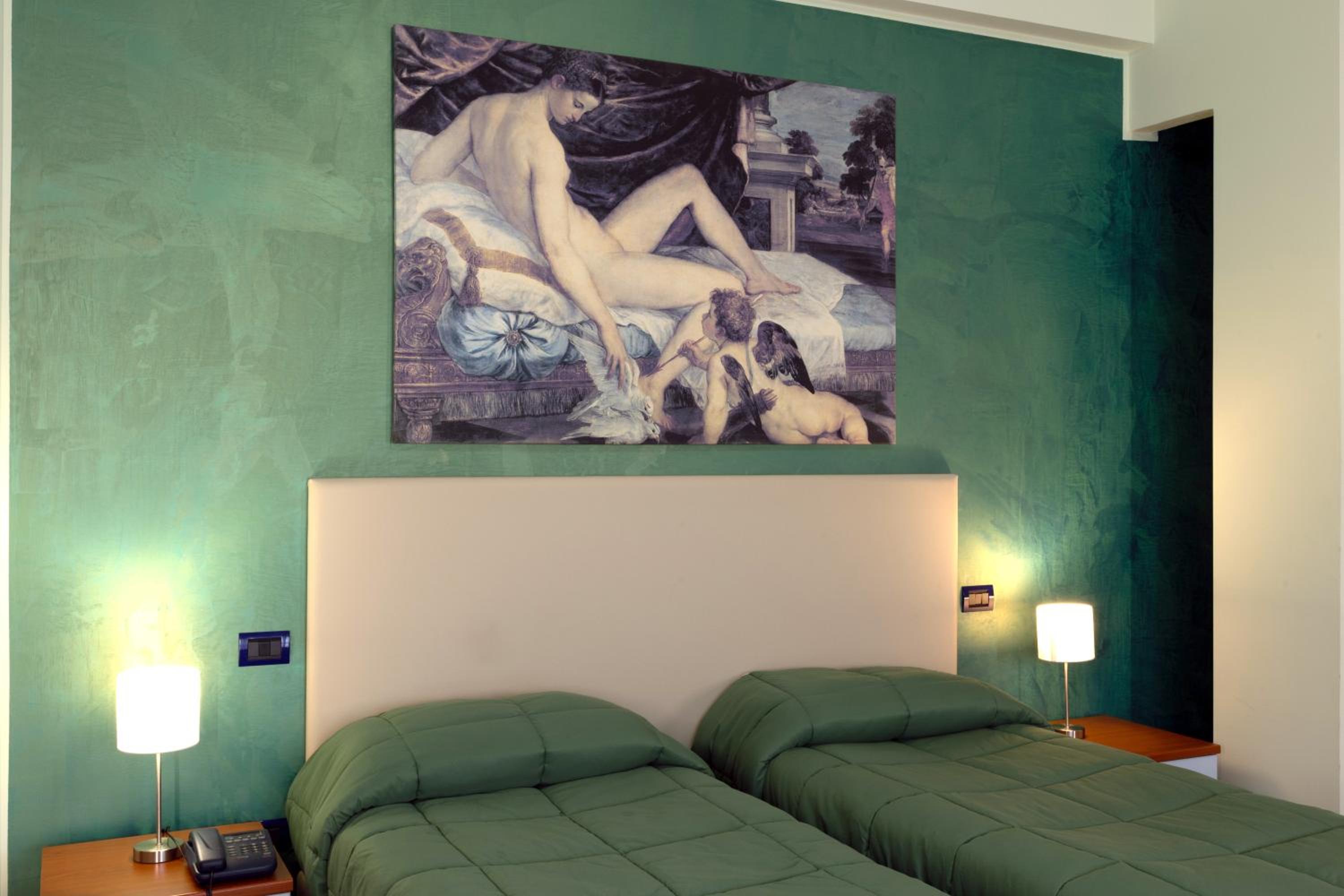 Superior Twin Room photo 1