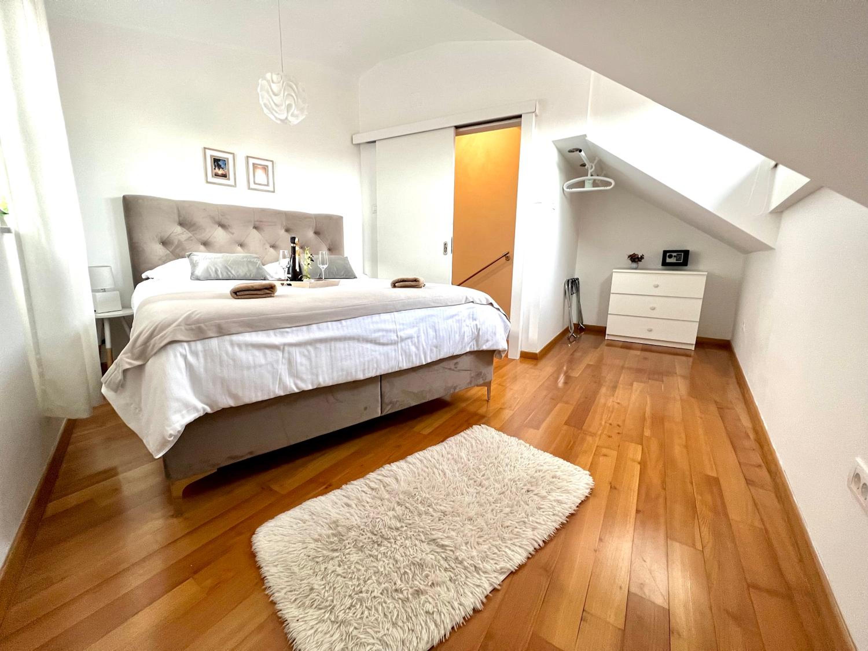 Deluxe Villa