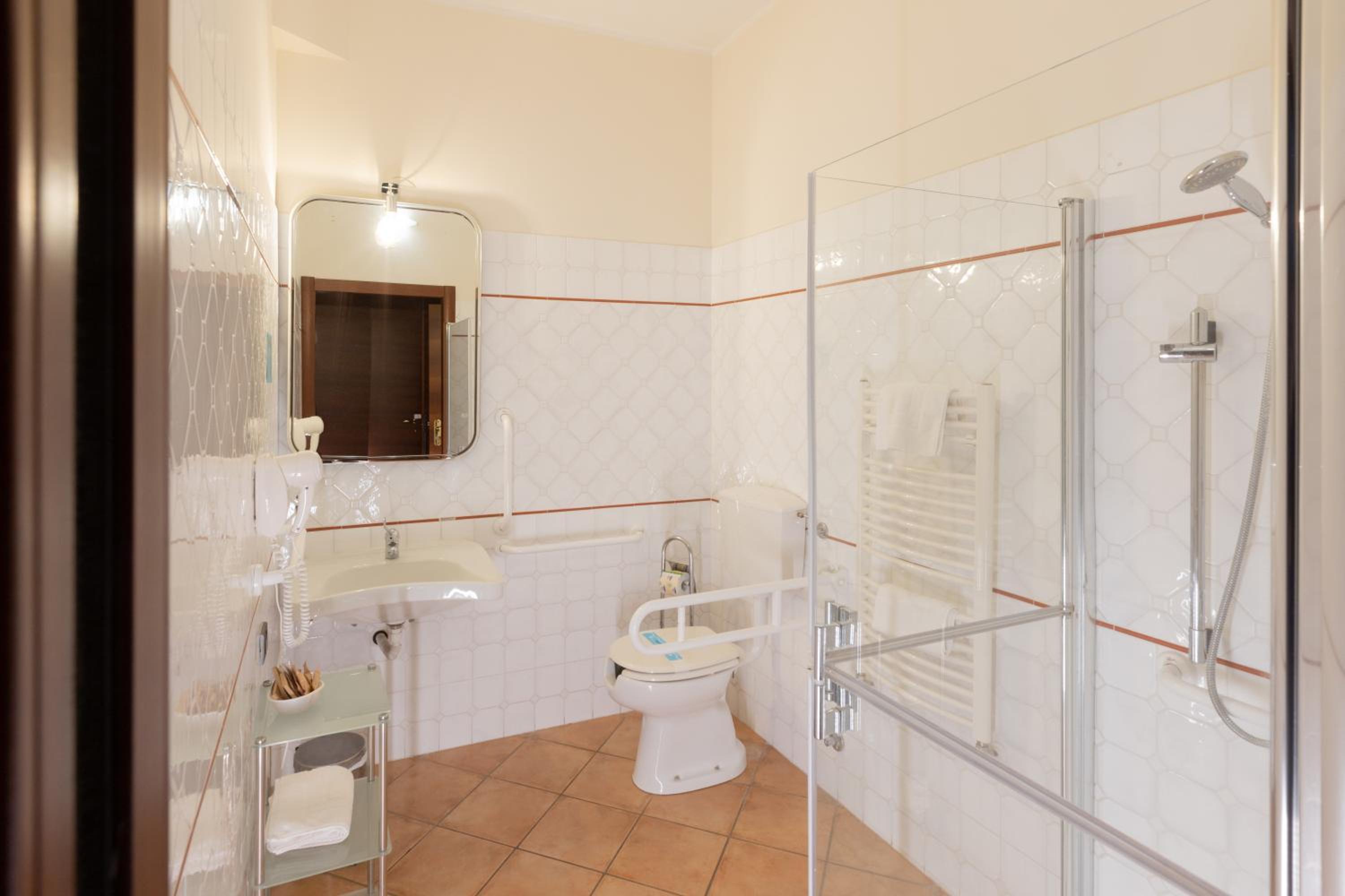 Superior Triple Room photo 2