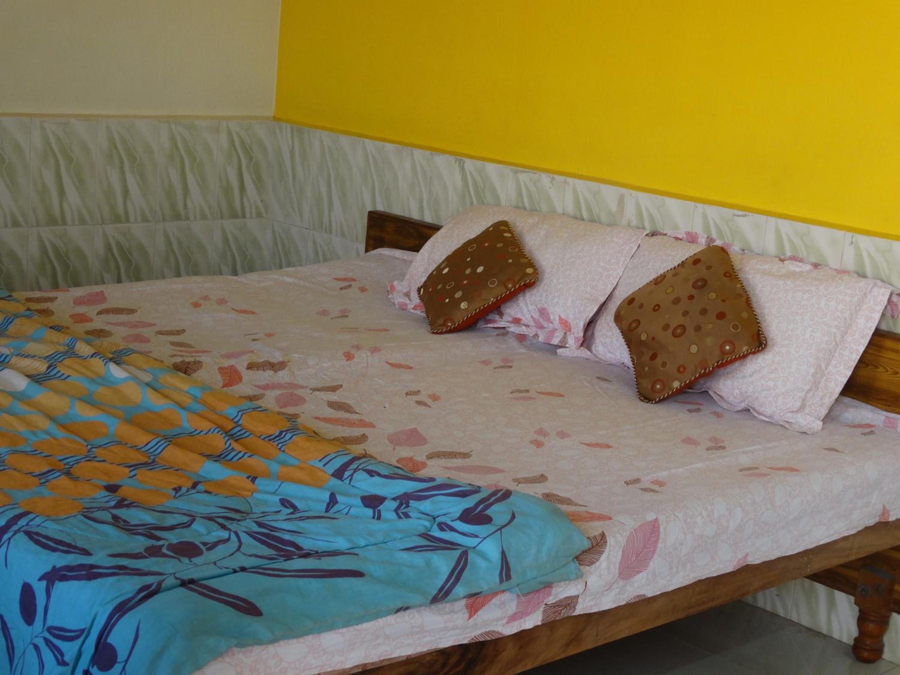 Economy Double Room photo 3