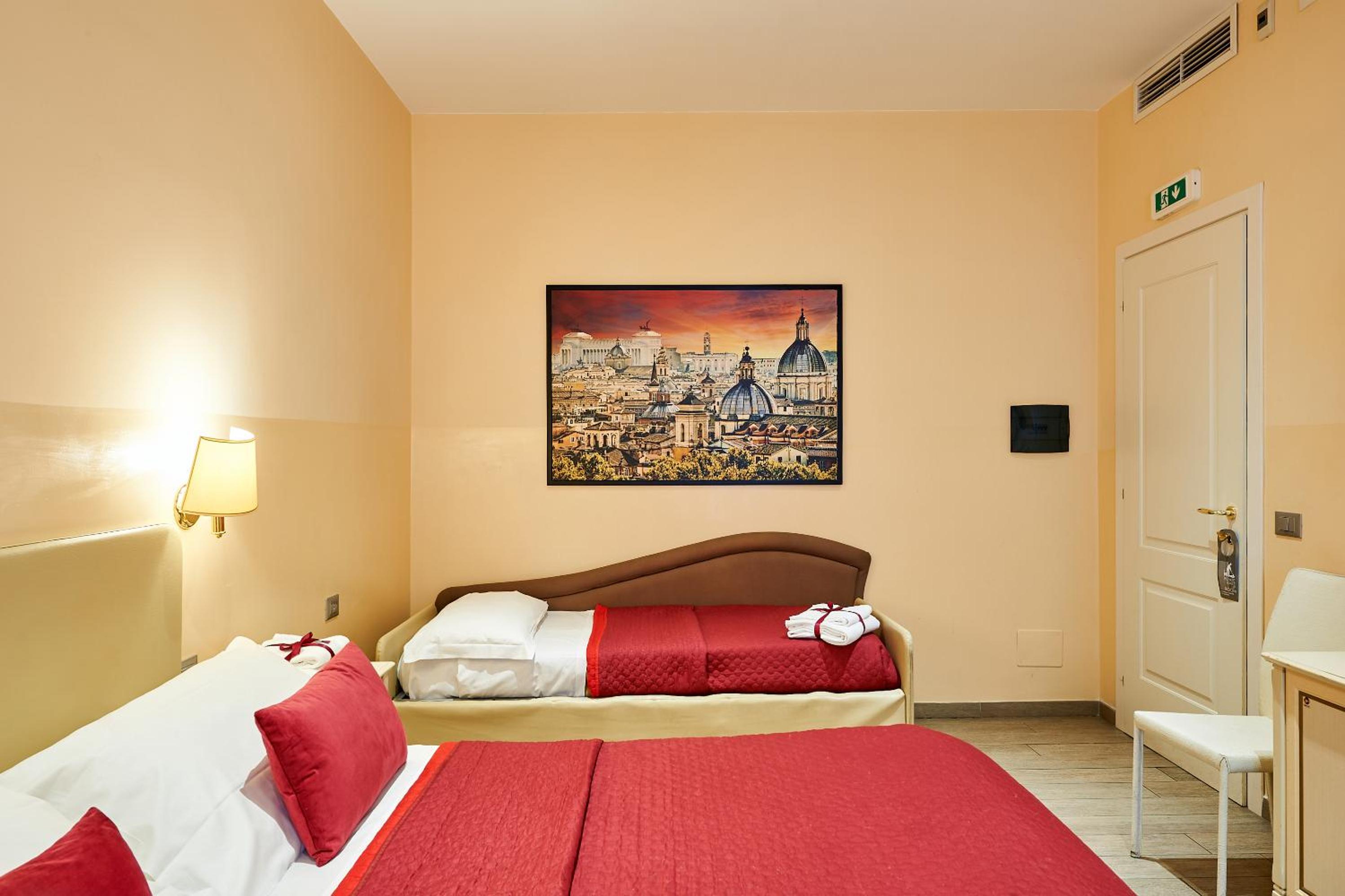 Triple Room