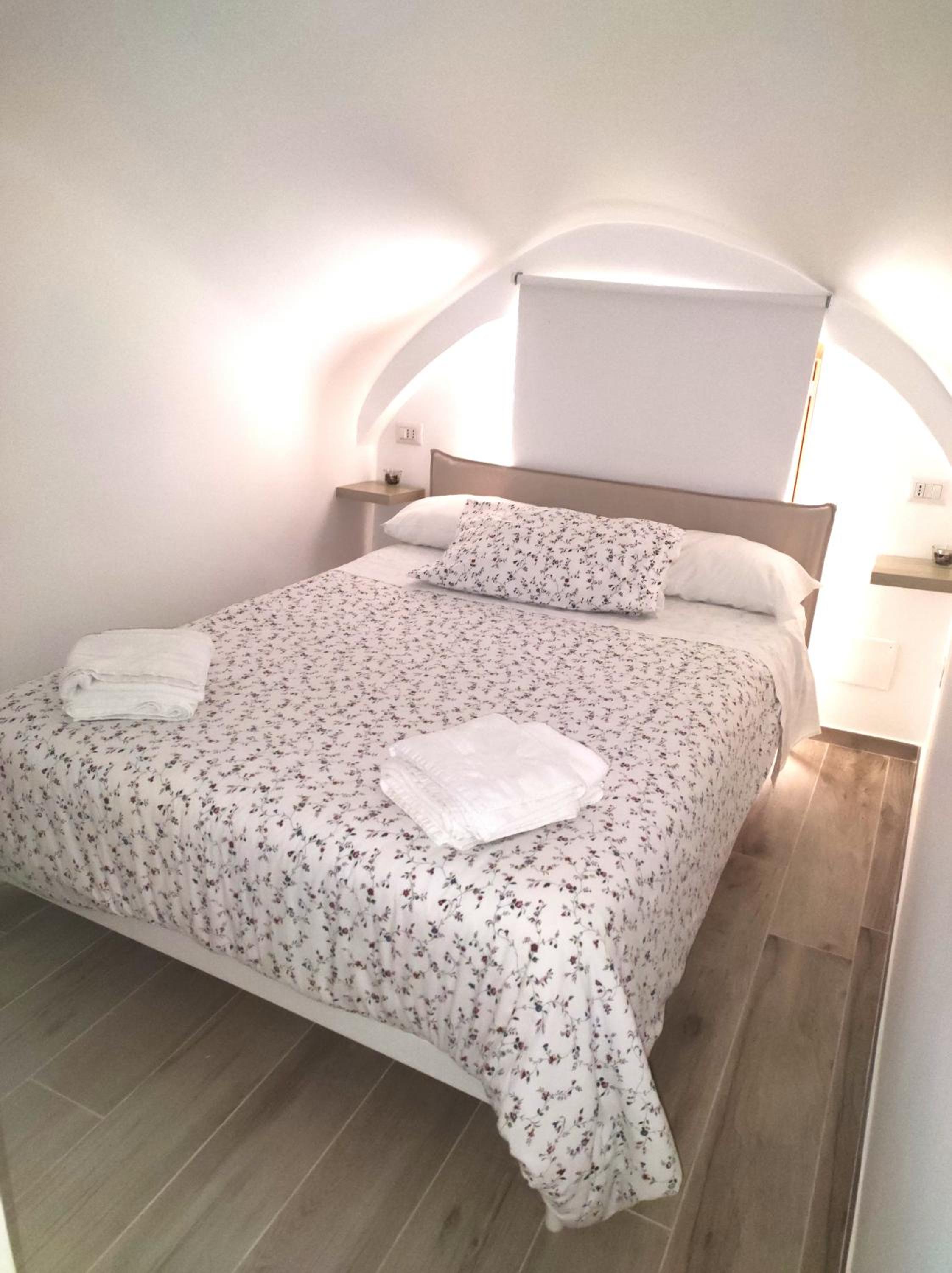 One-Bedroom Apartment (2 Adults) - Split Level