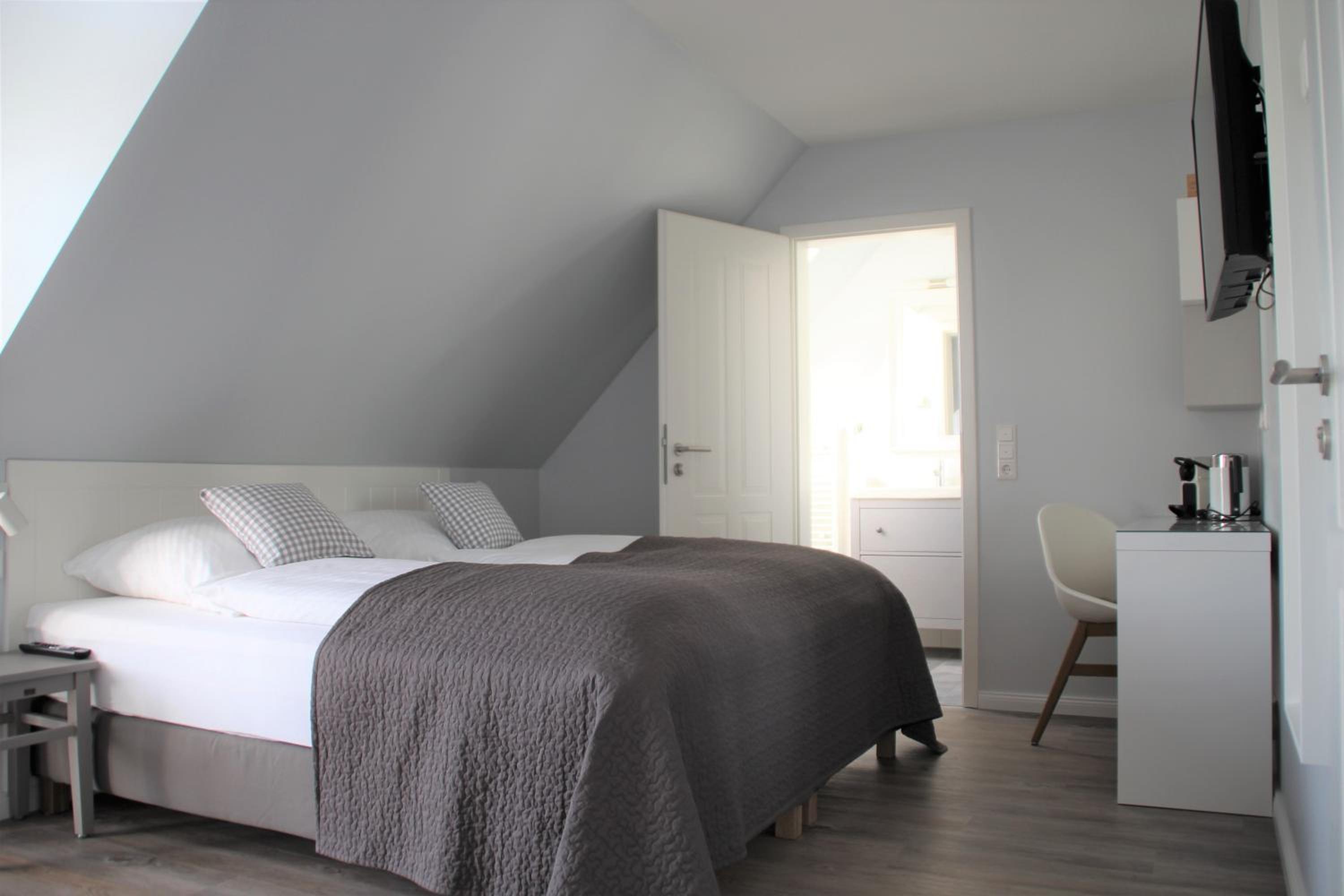 Double Room photo 2