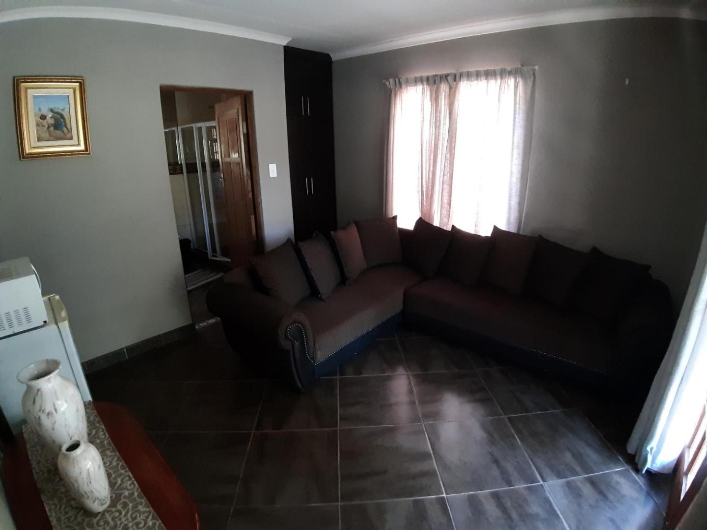 Family Room photo 3