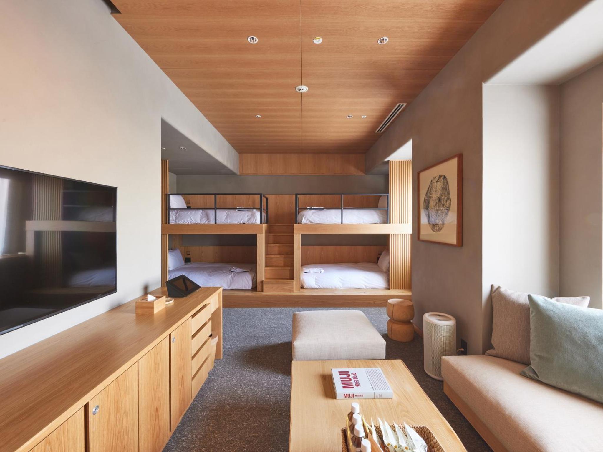 Deluxe Quadruple Room with Bunk Bed