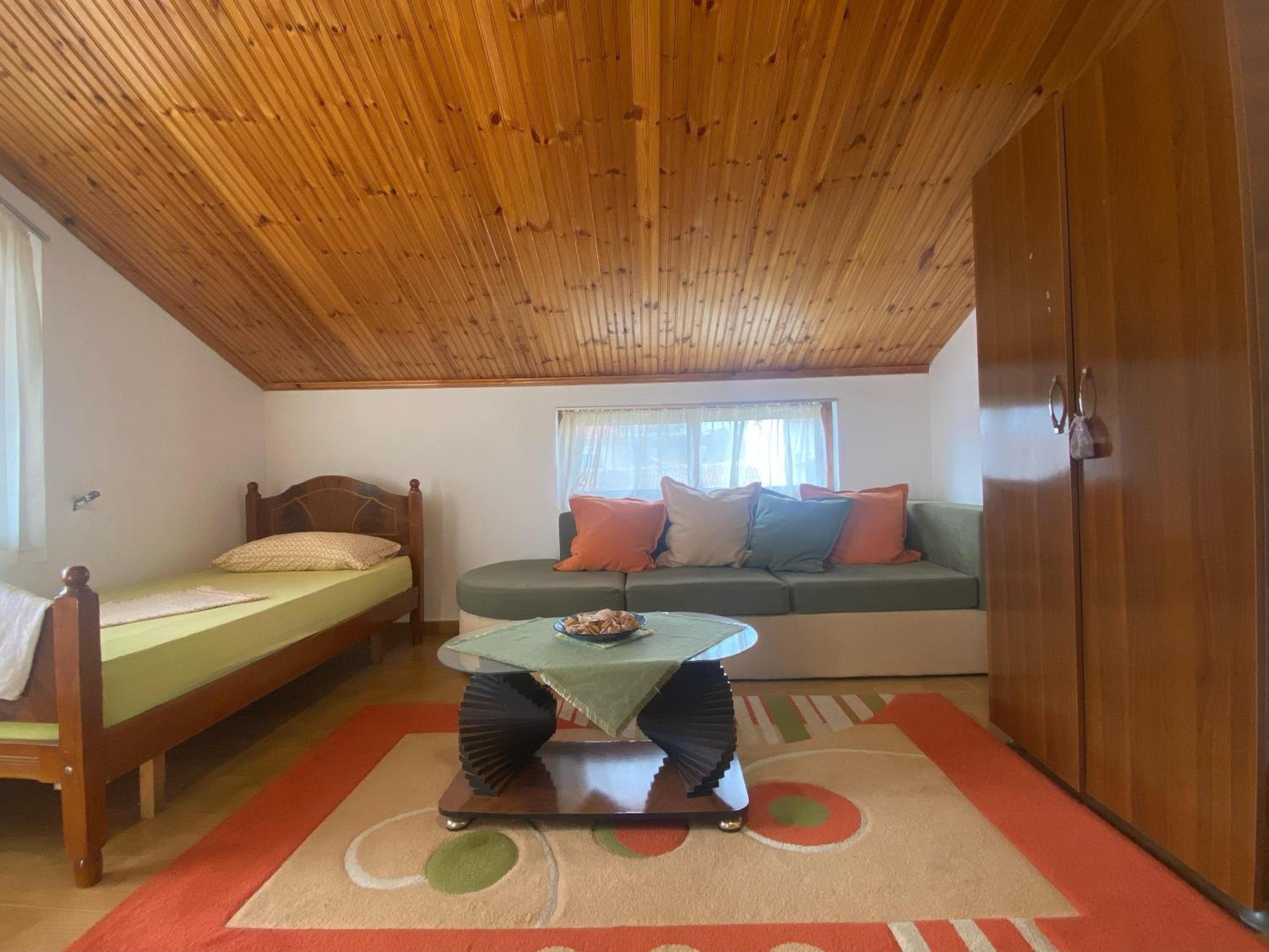 Quadruple Room with Shared Bathroom