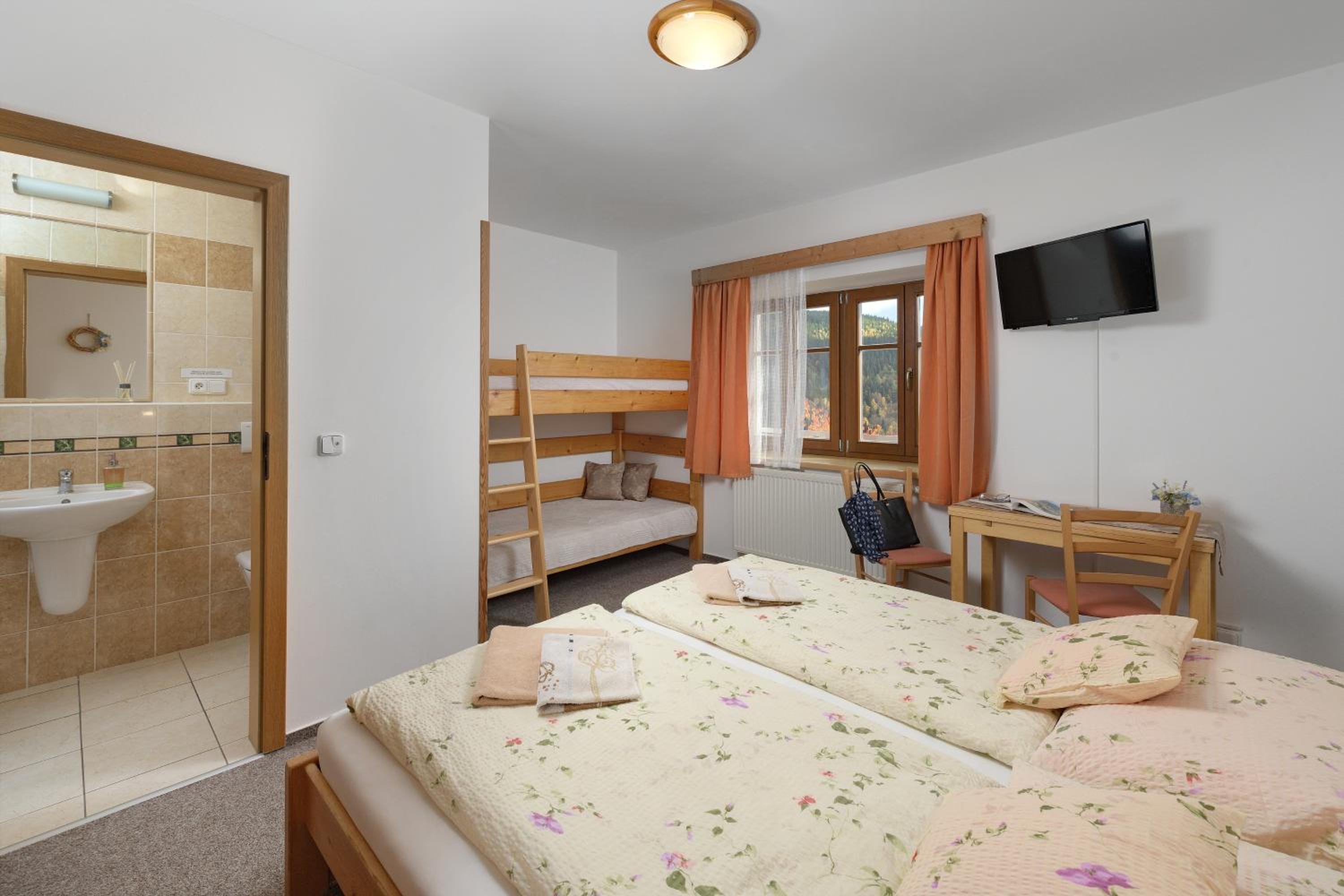 Quadruple Room photo 1