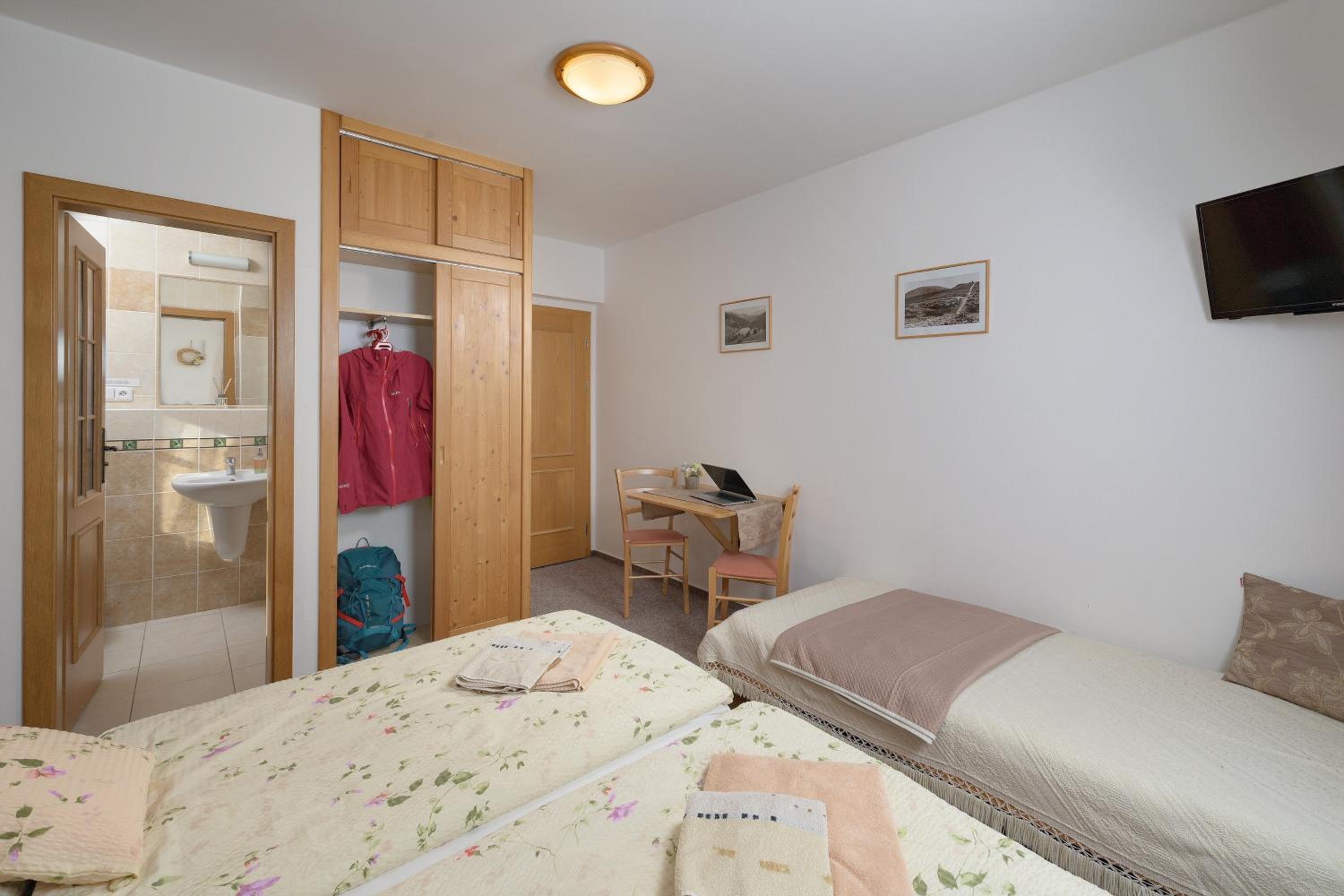 Triple Room photo 1