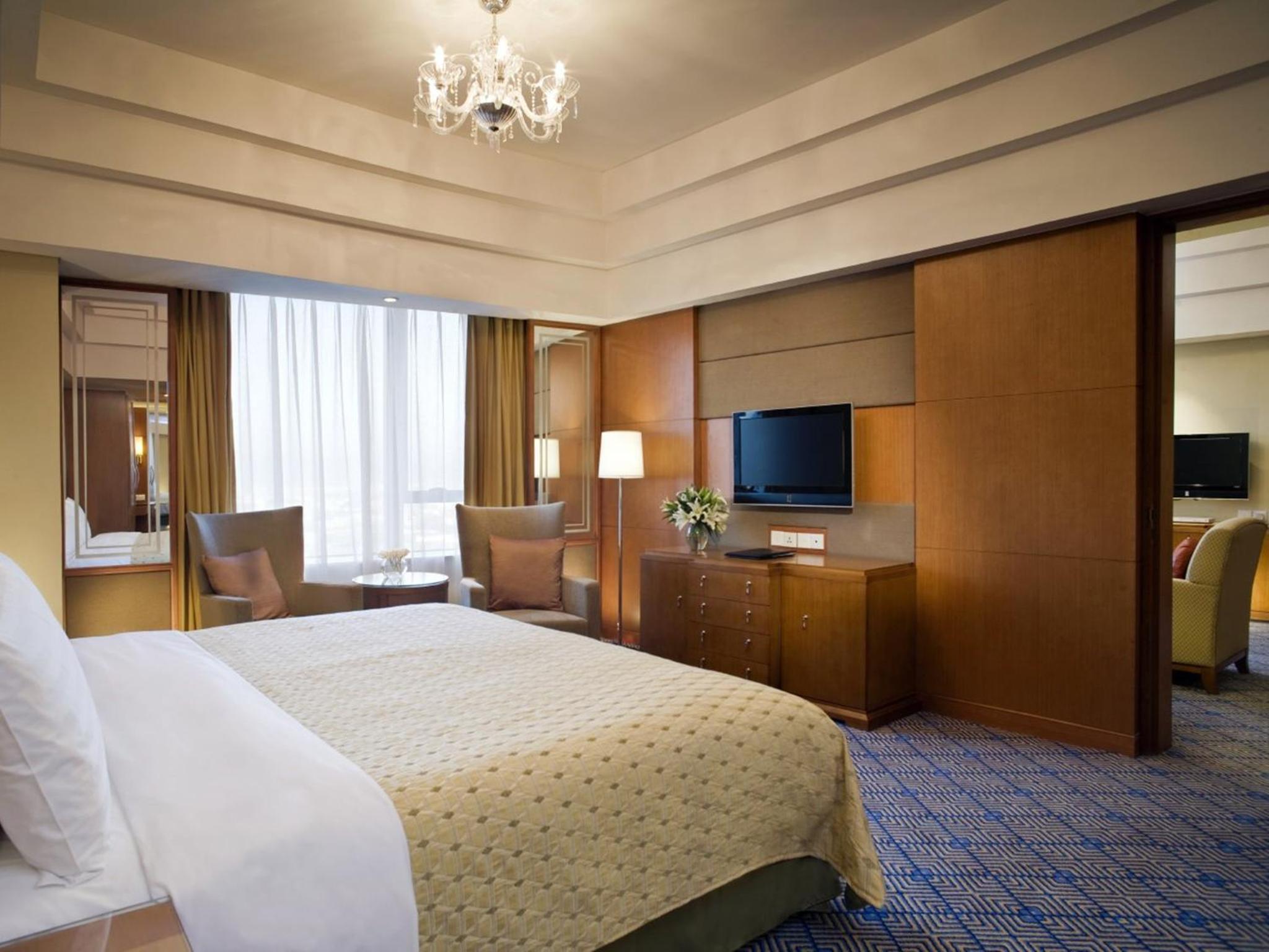 Horizon Deluxe Twin Room