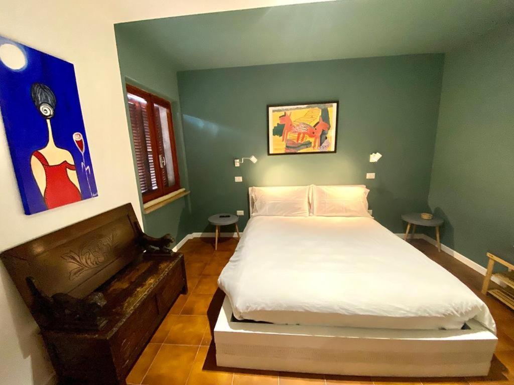 Double Room with Private Bathroom - Photo 4