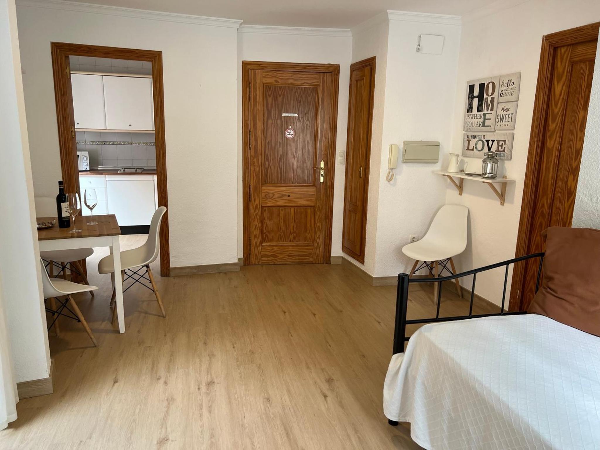 Apartment - Photo 12