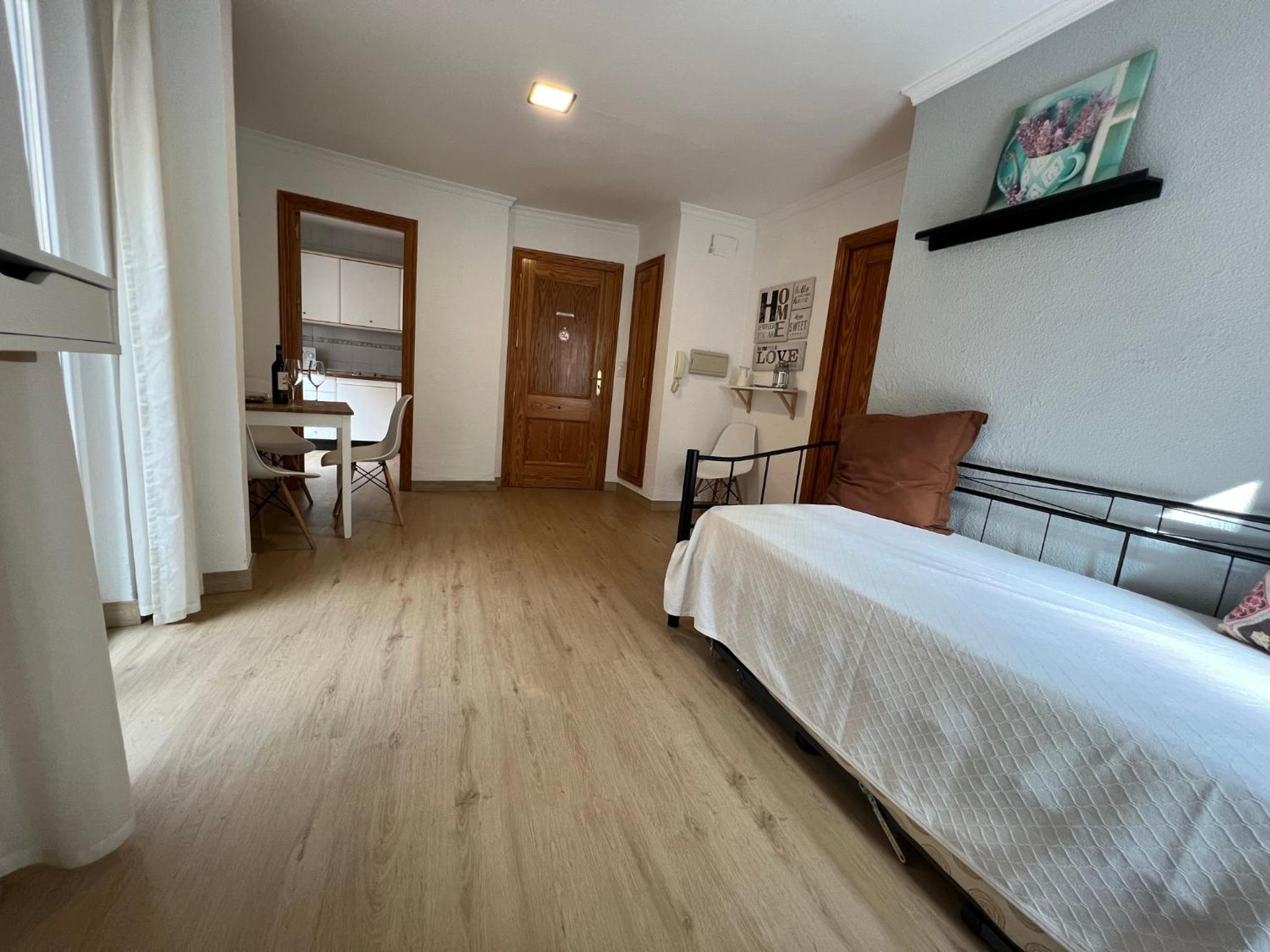Apartment - Photo 15