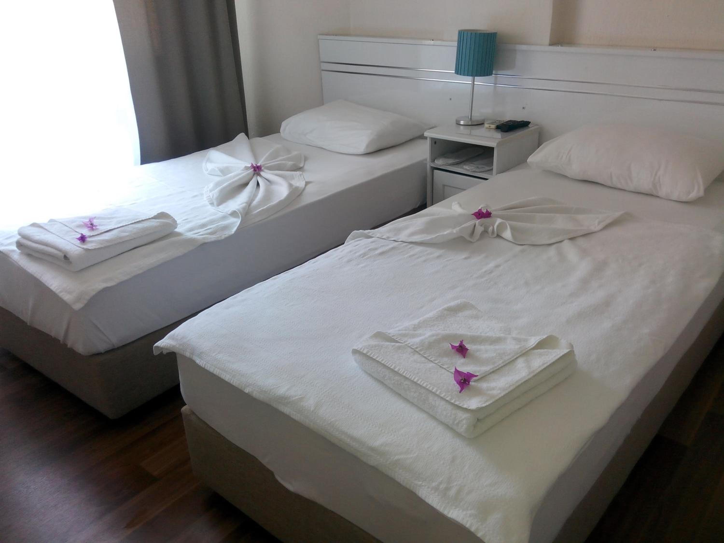 Triple Room - Photo 6