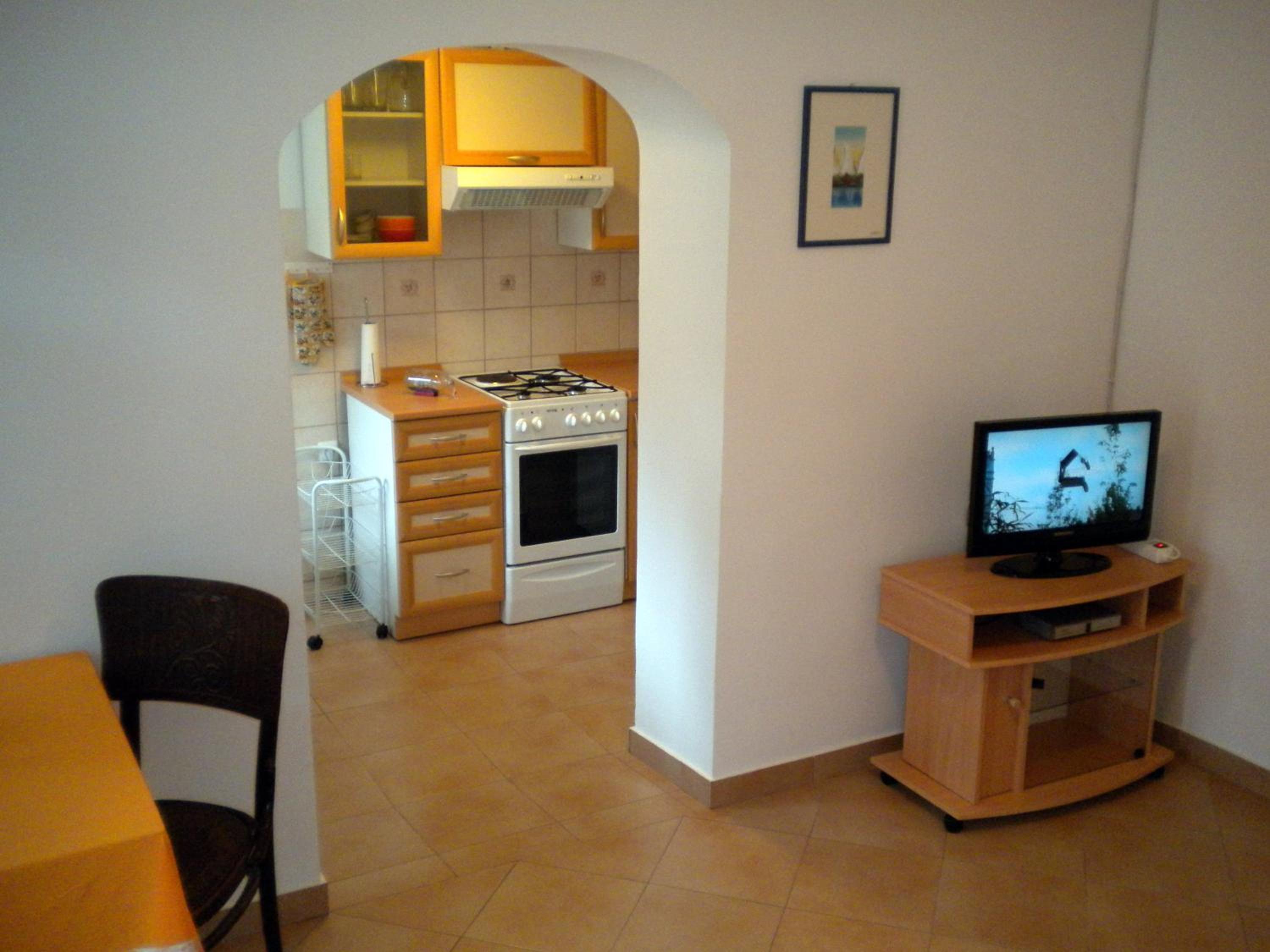 One-Bedroom Apartment photo 3